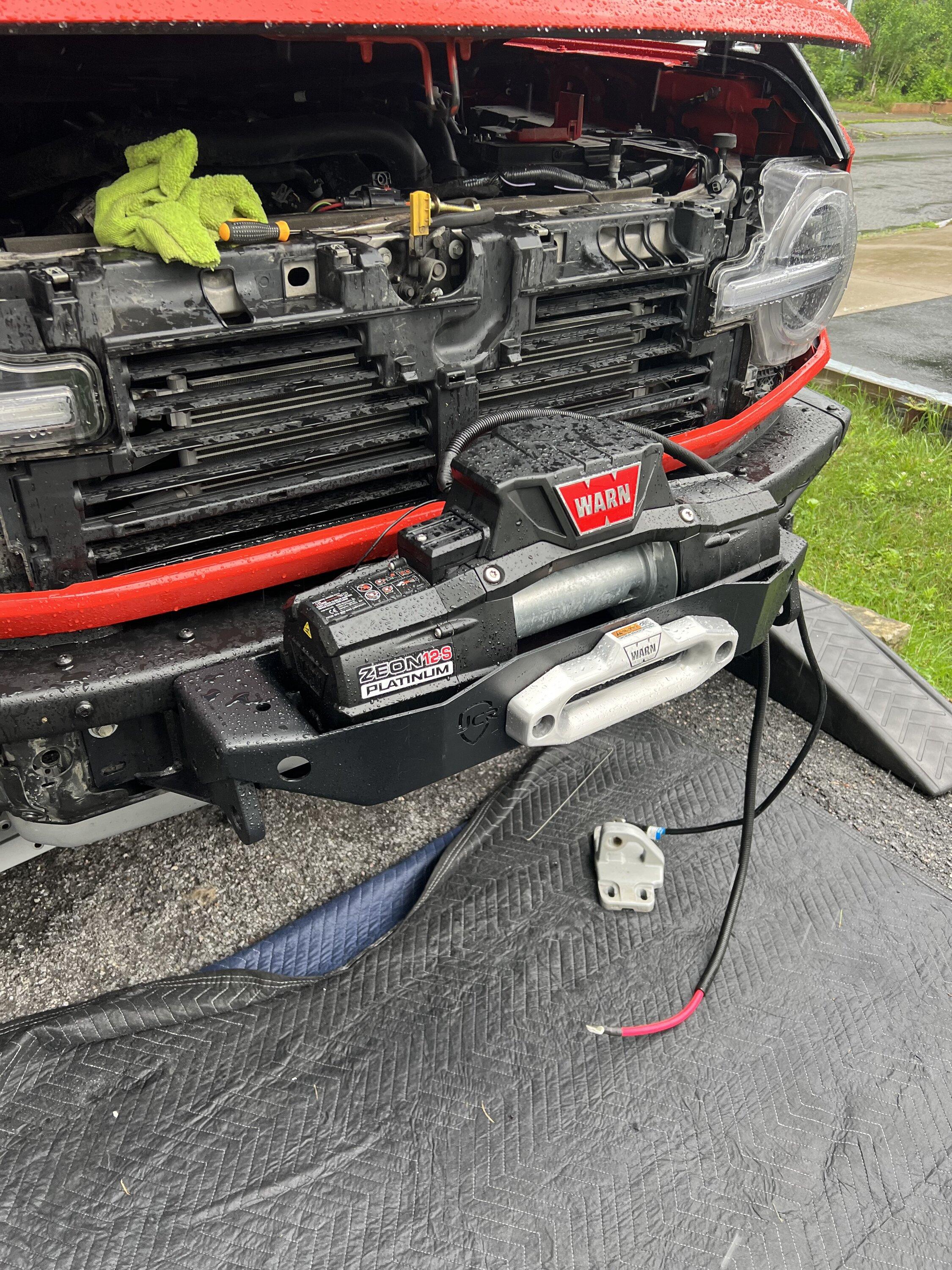 Ford Bronco "Semi Permanent" winch IMG_1262