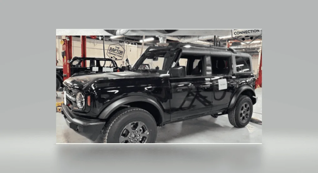 Ford Bronco What color combo would you choose? bronco