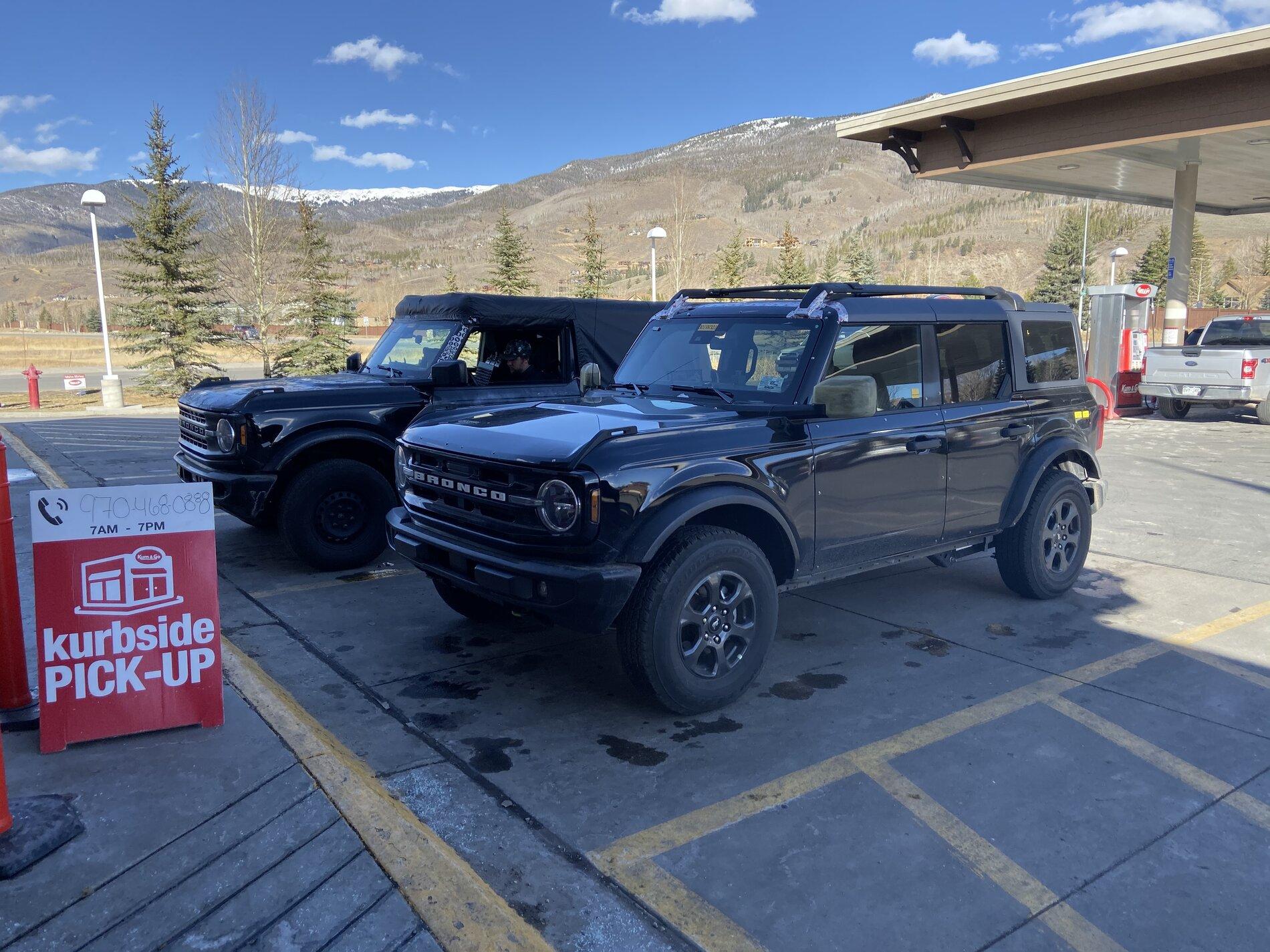 Ford Bronco Broncos in Silverthorne 19CBD030-7FBB-443F-956D-A30F83BB0D0D