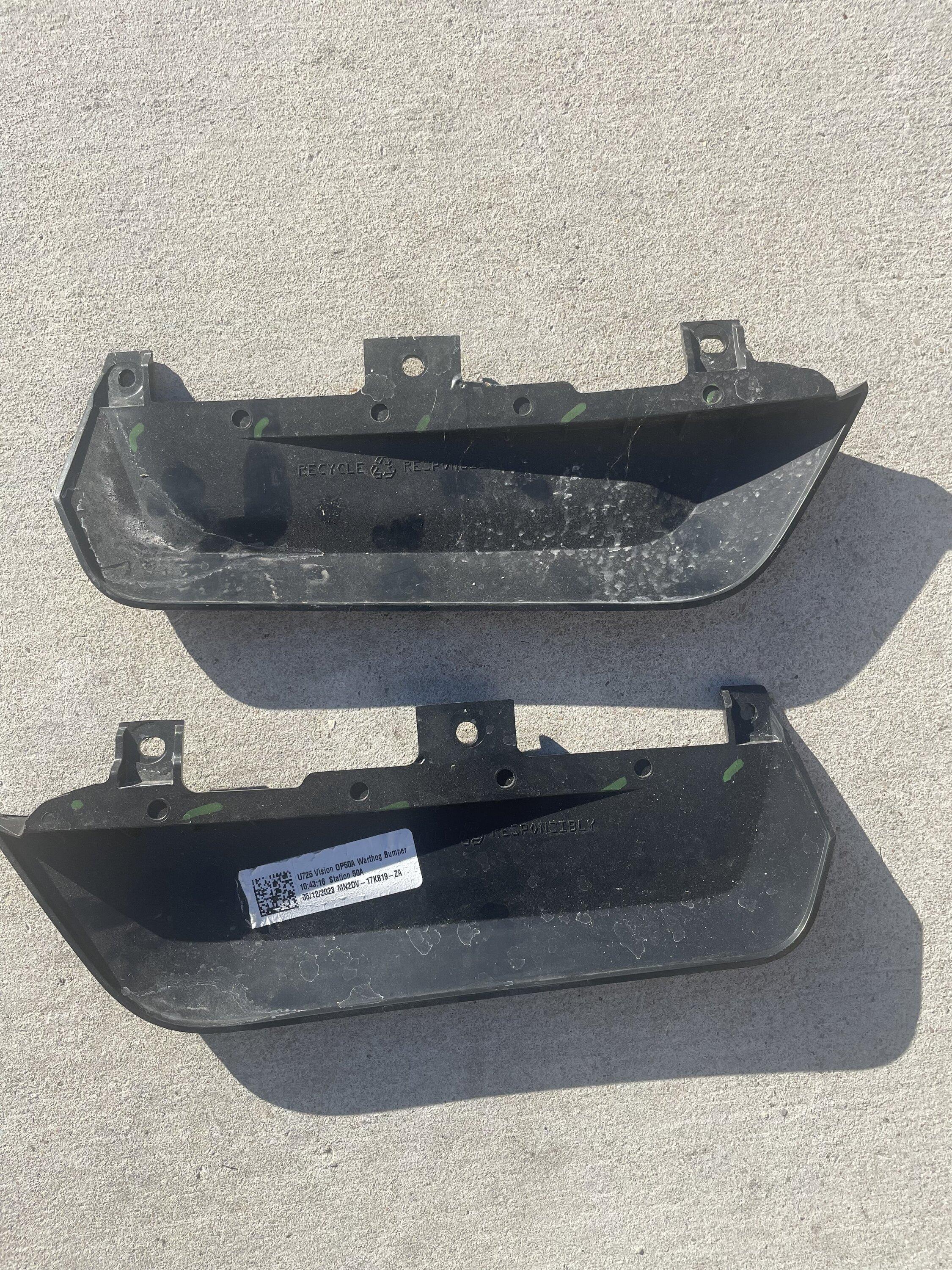 Ford Bronco "Warthog" printed on backside of 2 front air deflectors 1706039538199