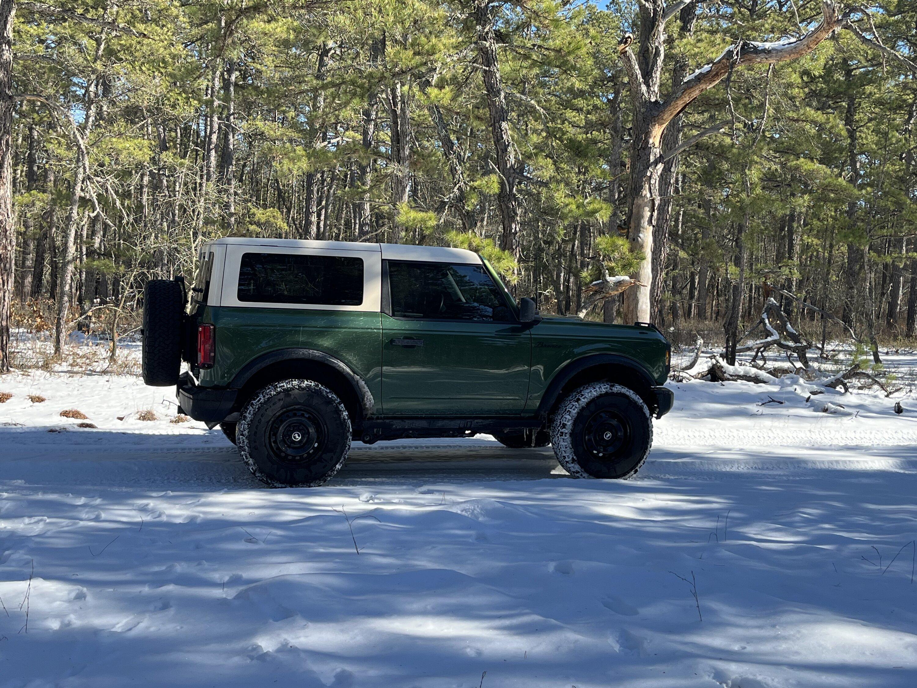 Ford Bronco ERUPTION GREEN Bronco Club IMG_9348