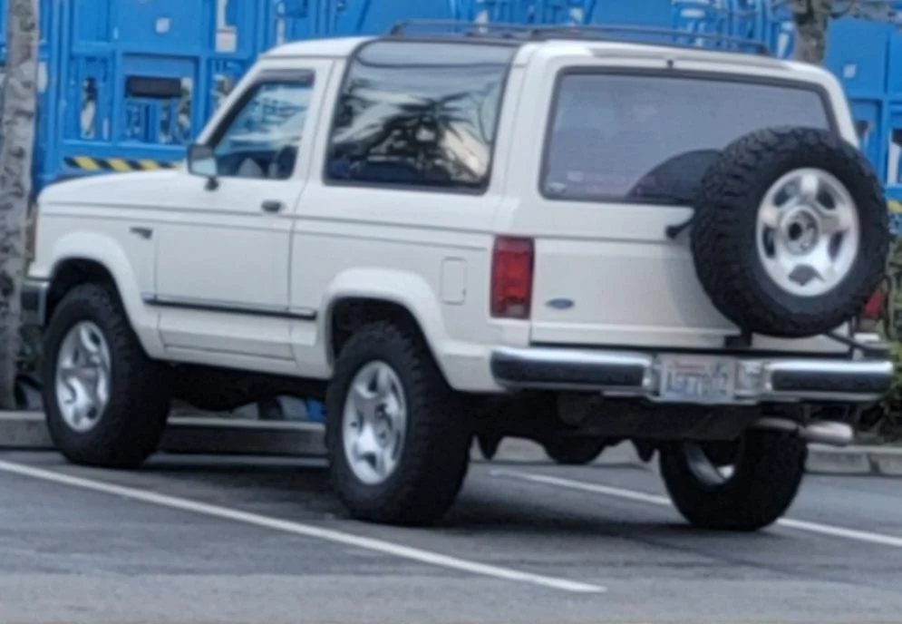 Ford Bronco Bronco 6th gen vs Bronco II back