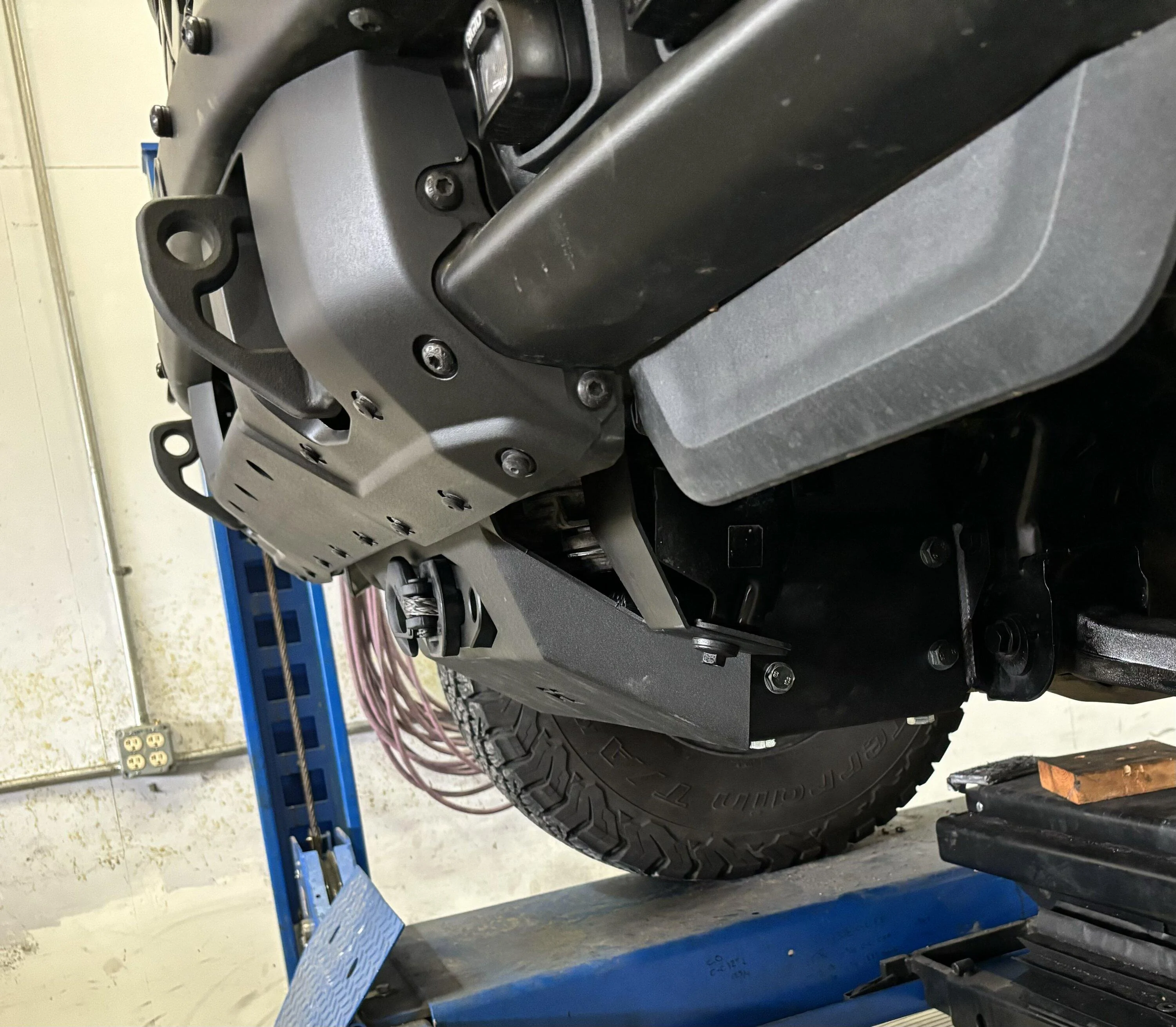 Ford Bronco 12,000 lb Hidden Winch install on Bronco Raptor IMG_0969