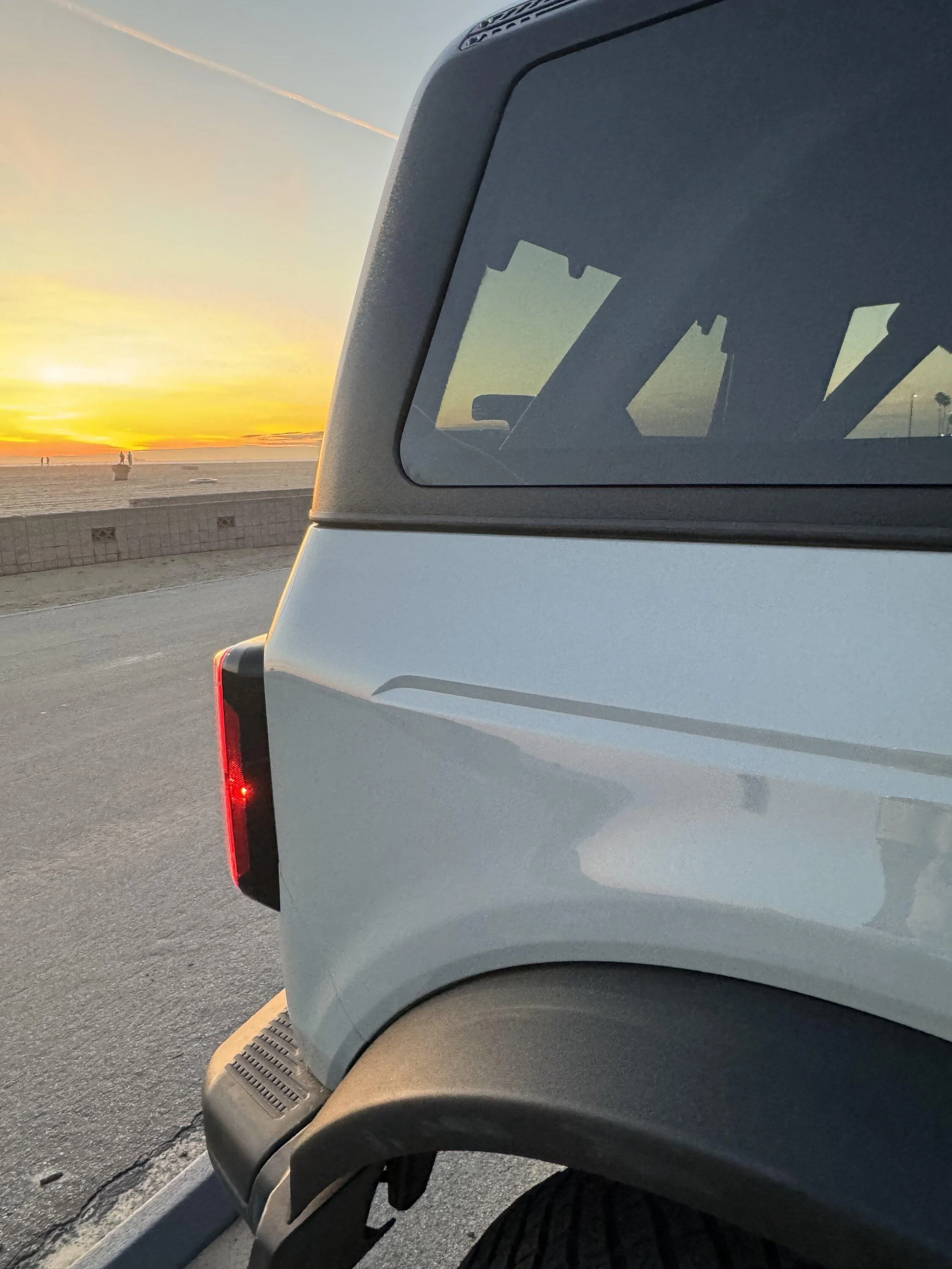 Ford Bronco UPDATE: Photos to show color match of top/trim.  My Turn Offroad Hardtop: Pics and Initial Impressions. IMG_7408