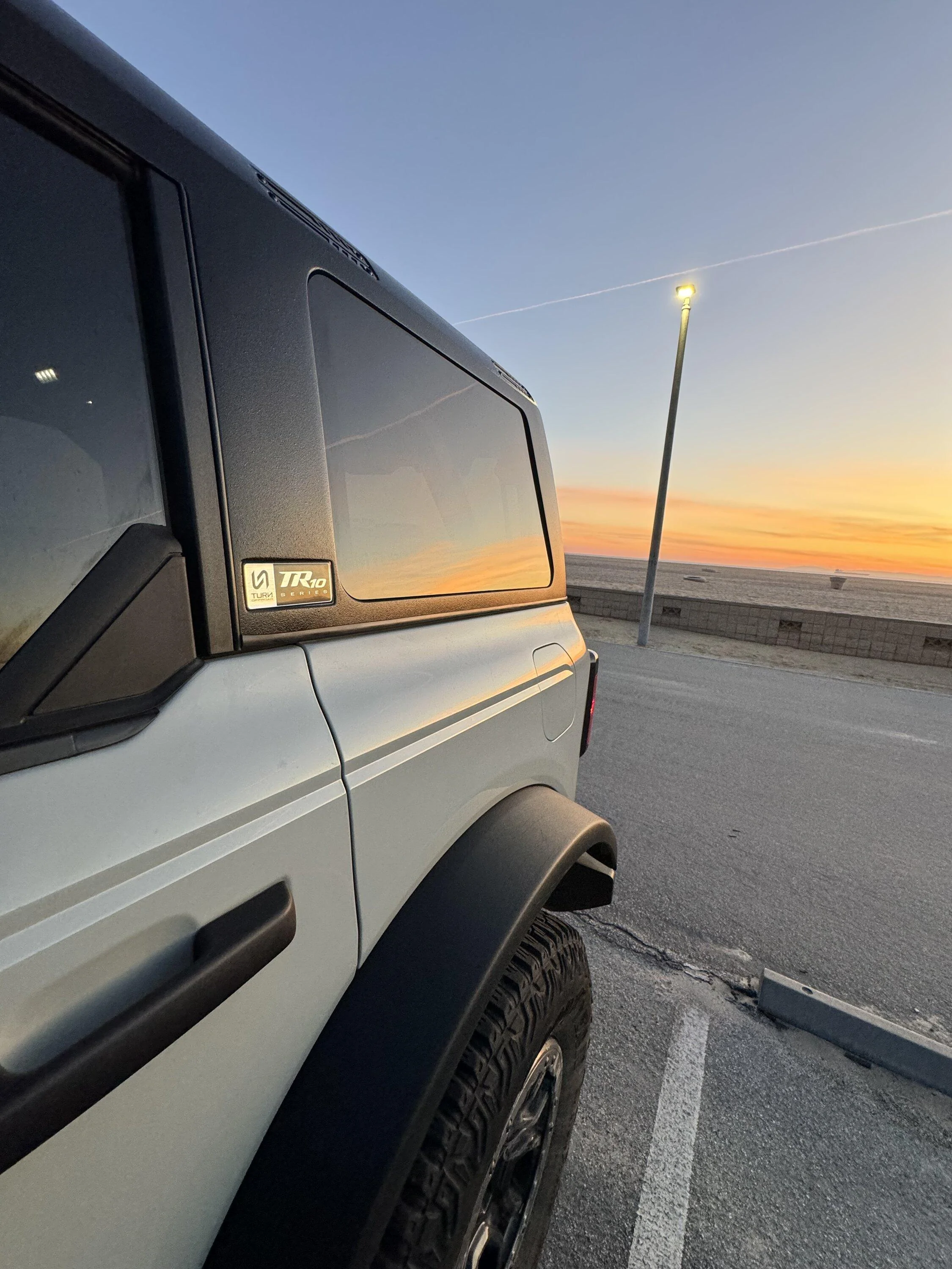Ford Bronco UPDATE: Photos to show color match of top/trim.  My Turn Offroad Hardtop: Pics and Initial Impressions. IMG_7411