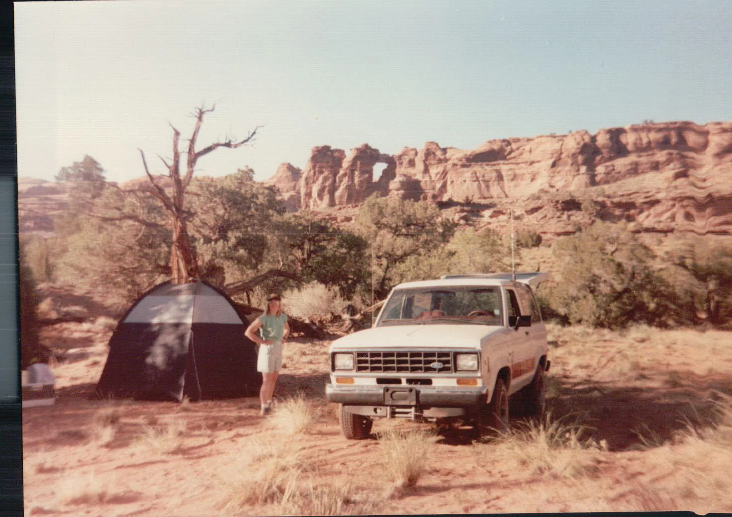 Ford Bronco Bronco 6th gen vs Bronco II PD_0009