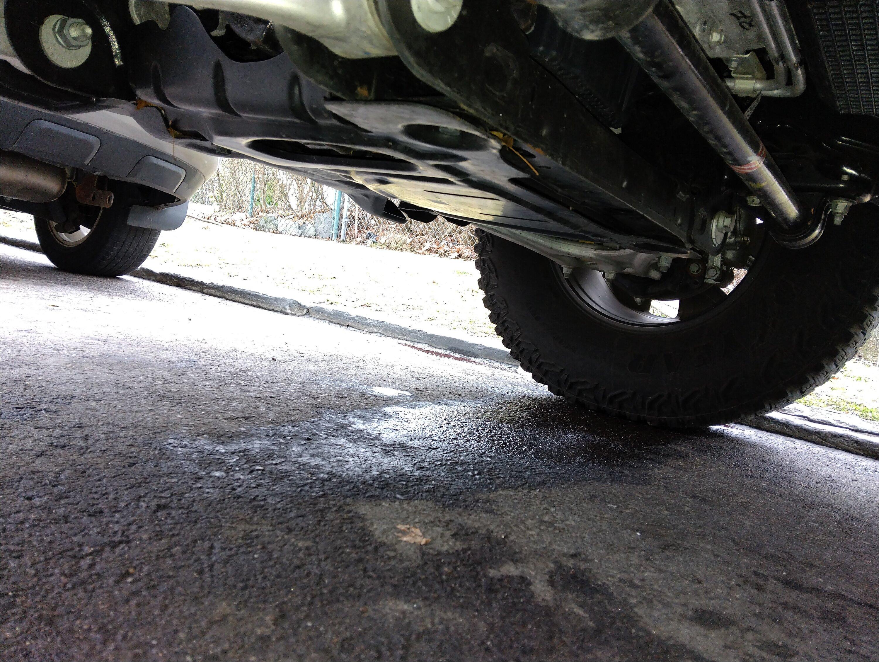 Ford Bronco Red fluid leak. Transmission fluid? IMG_20240127_133934