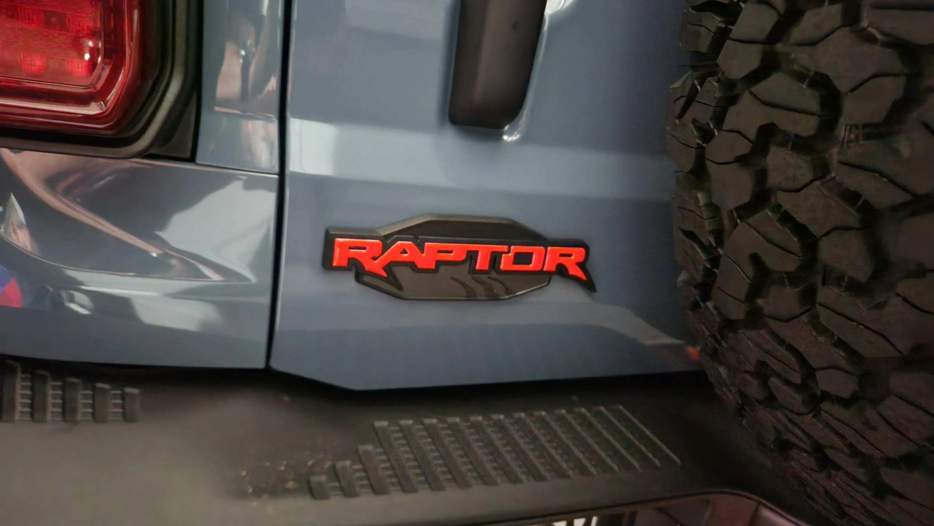 Ford Bronco Tuffskinz Code Orange RAPTOR 20240127_170920