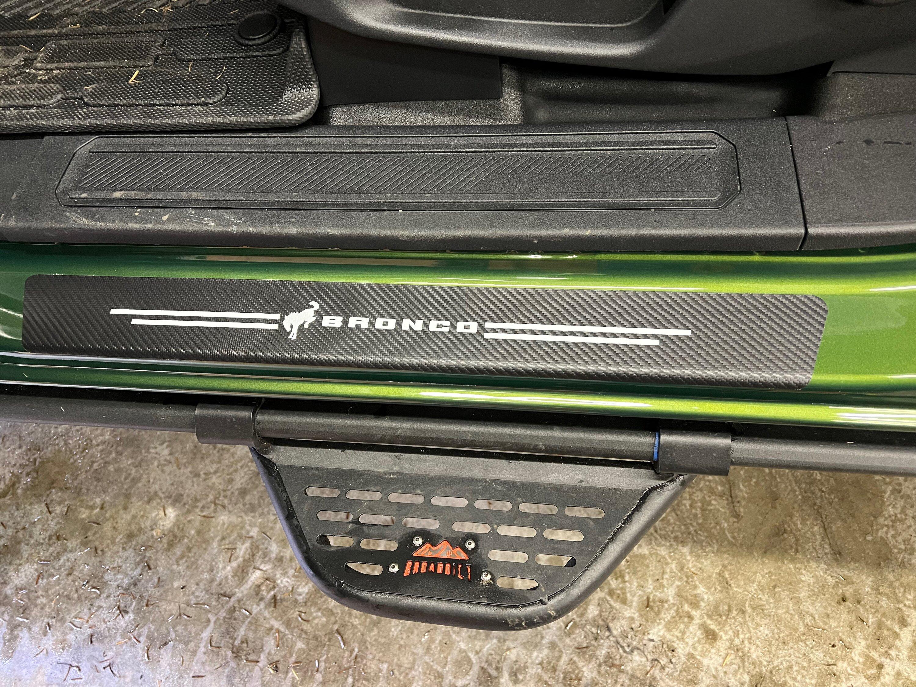 Ford Bronco New Steps/Mounted on Rock Rails BroncoSillProtector - 1