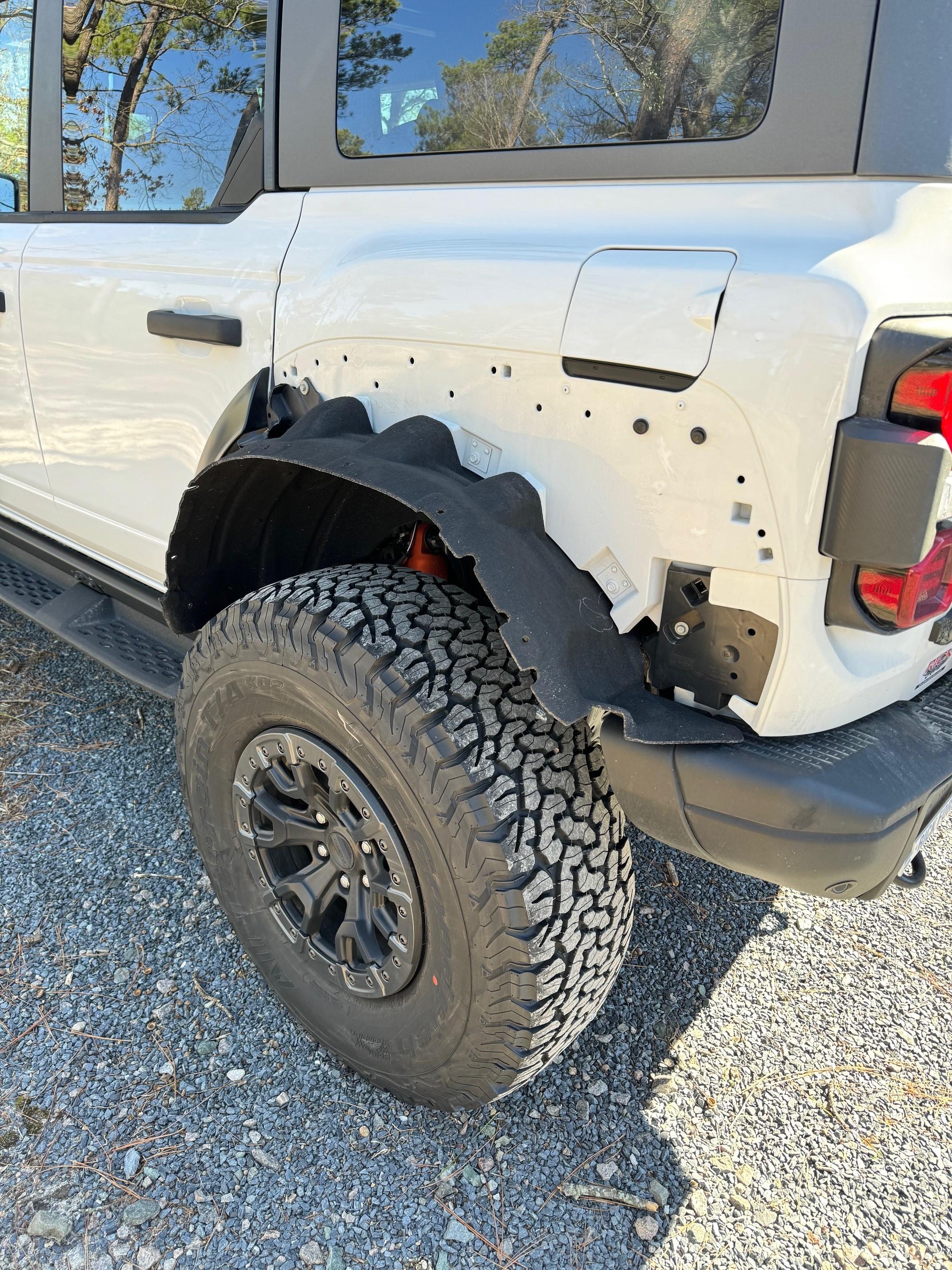 Ford Bronco Bronco Raptor crash, protected by 37's and beadlock - bringing it home from MI 24braptor crash