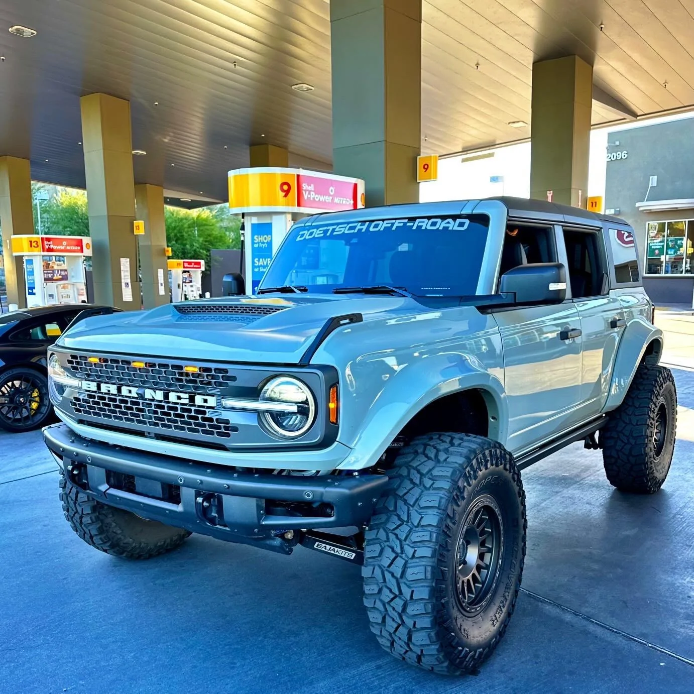 Ford Bronco 2022 Ford Bronco Badlands - @Bad_bronc_4x4 Fully Built Long Travel Baja Kit, ADV Fiberglass Fenders and Hood and More!! 5237A209-C339-4EEF-91C3-B5A86848A186