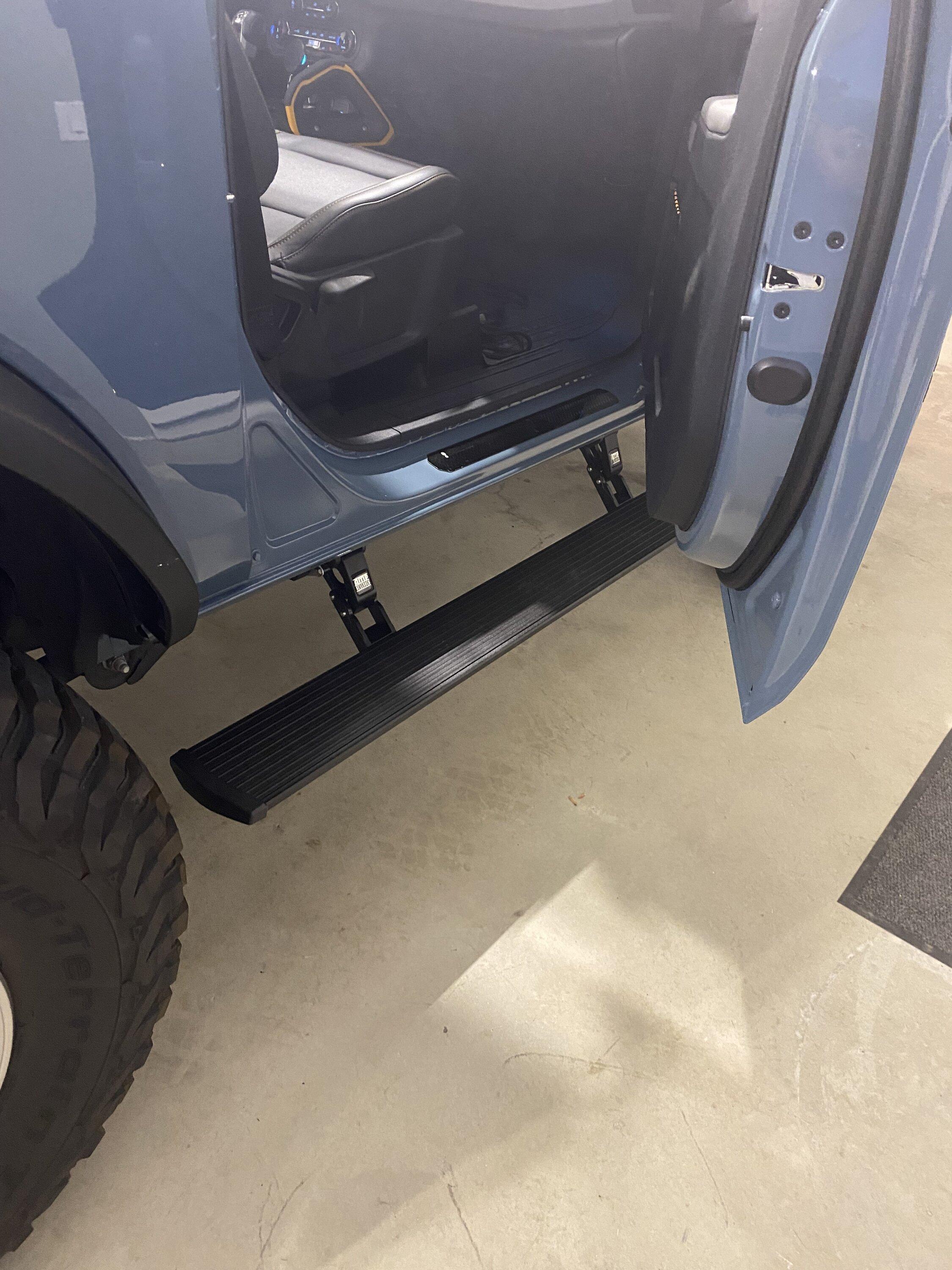 Ford Bronco Powered Running Boards recommendations? IMG_8553
