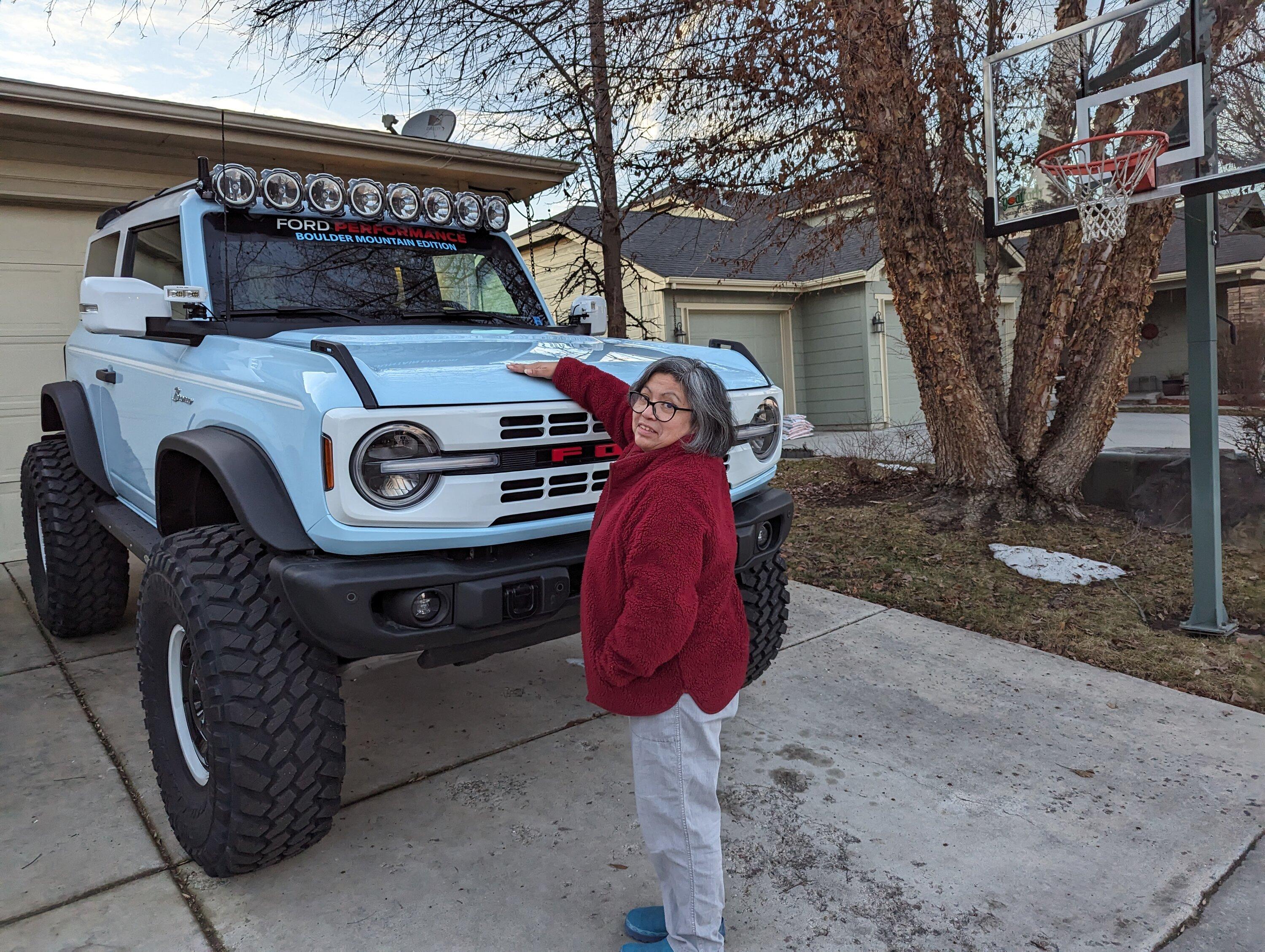 Ford Bronco HERITAGE EDITION Bronco Club perspective