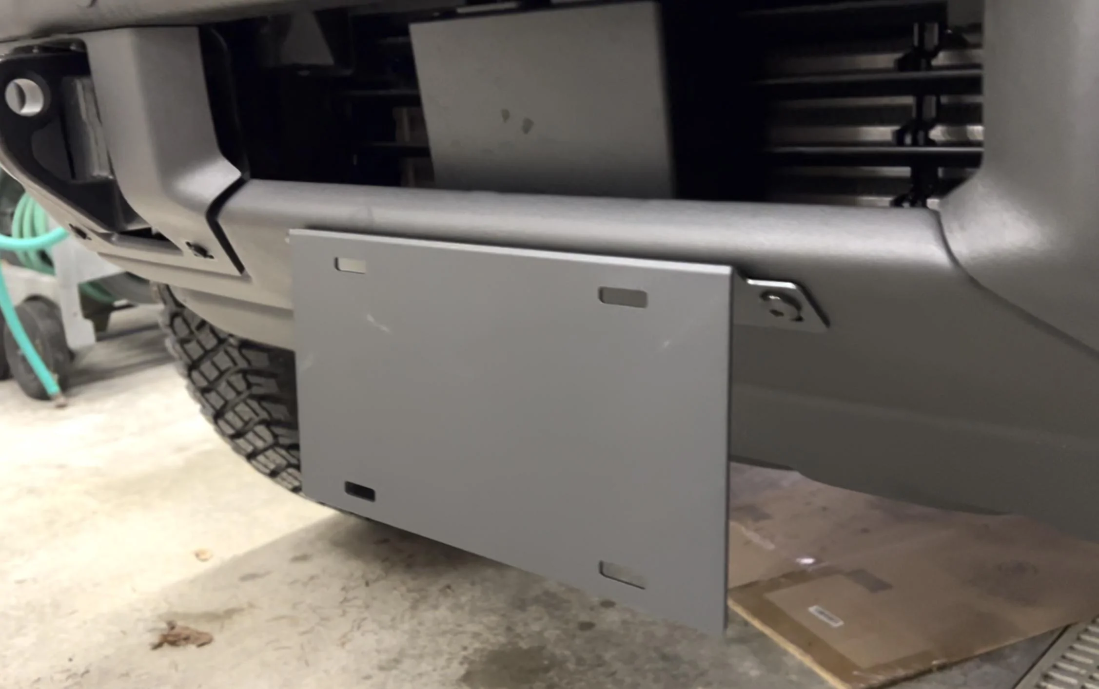 Ford Bronco OEM Modular Bumper Bolts Removal? LicensePlateHolder1