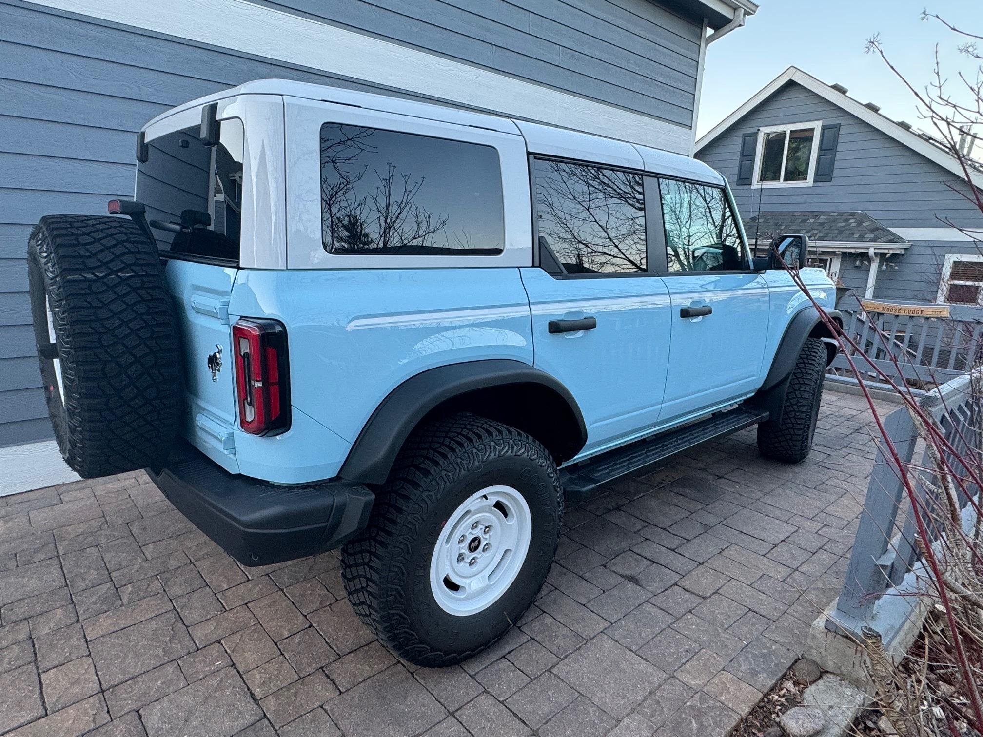 Ford Bronco HERITAGE EDITION Bronco Club IMG_0092