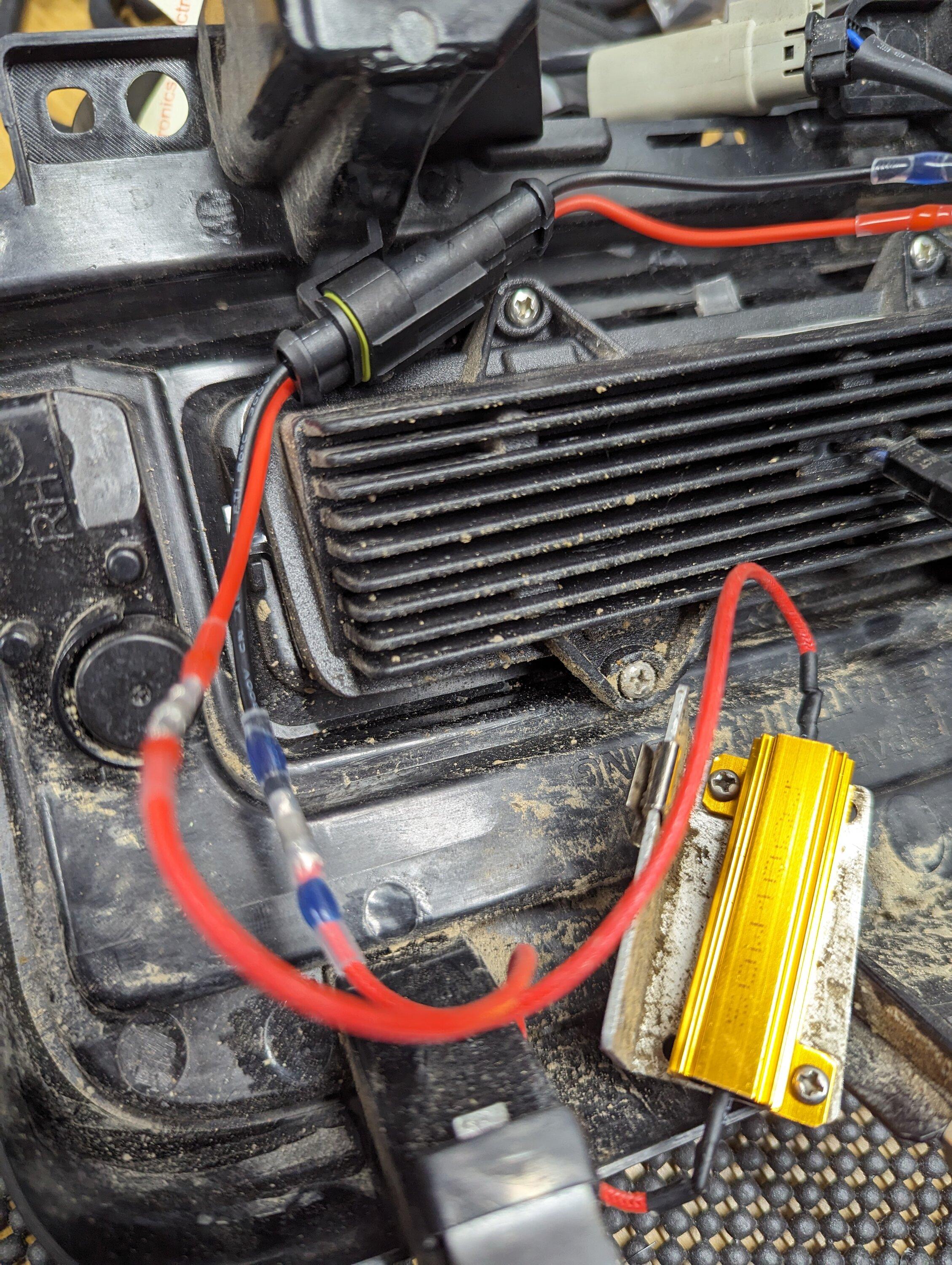 Ford Bronco Turn signal stopped working. Stumped. PXL_20240203_141908471