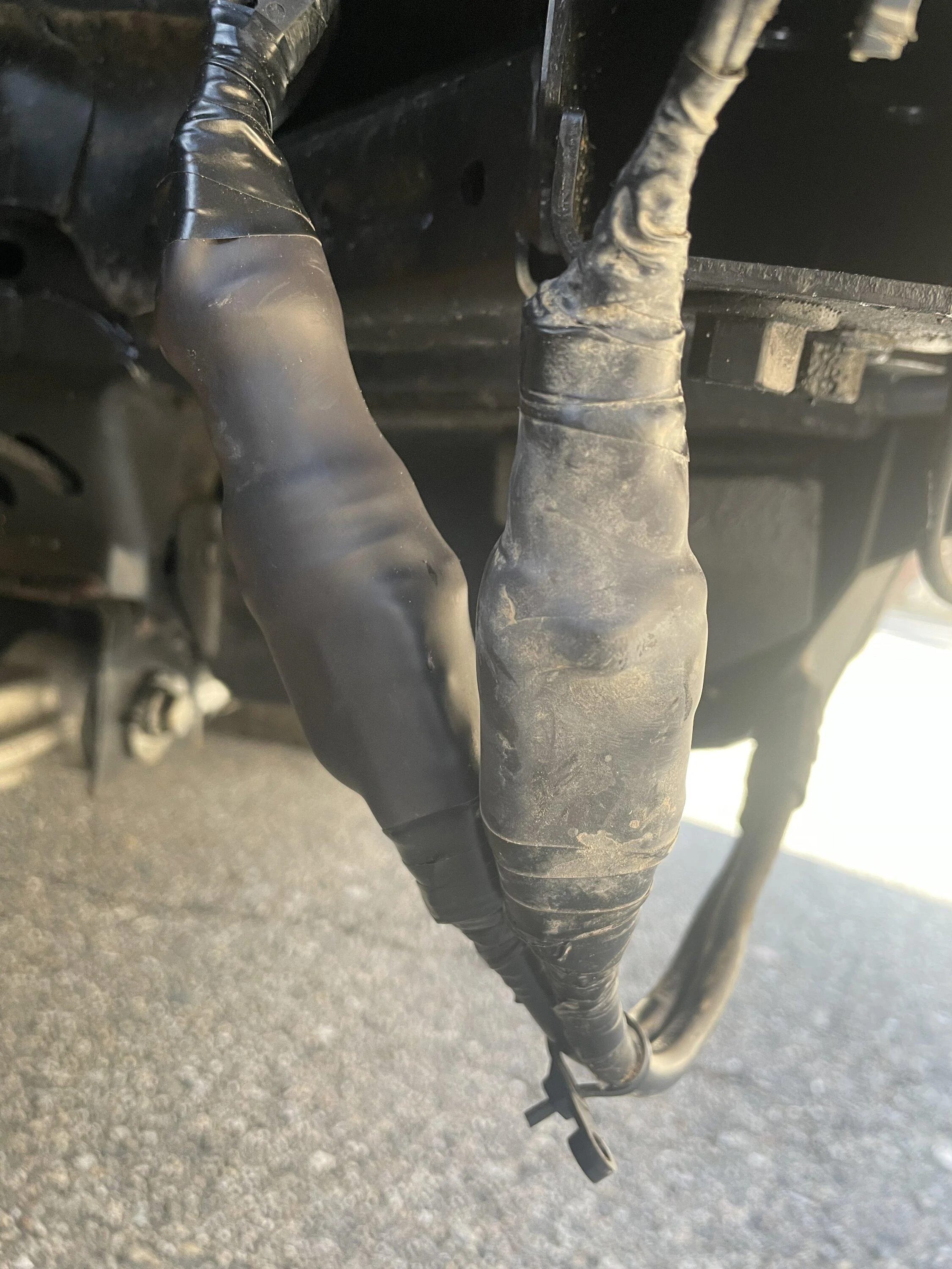 Ford Bronco Block heater plug, terrible location IMG_5673
