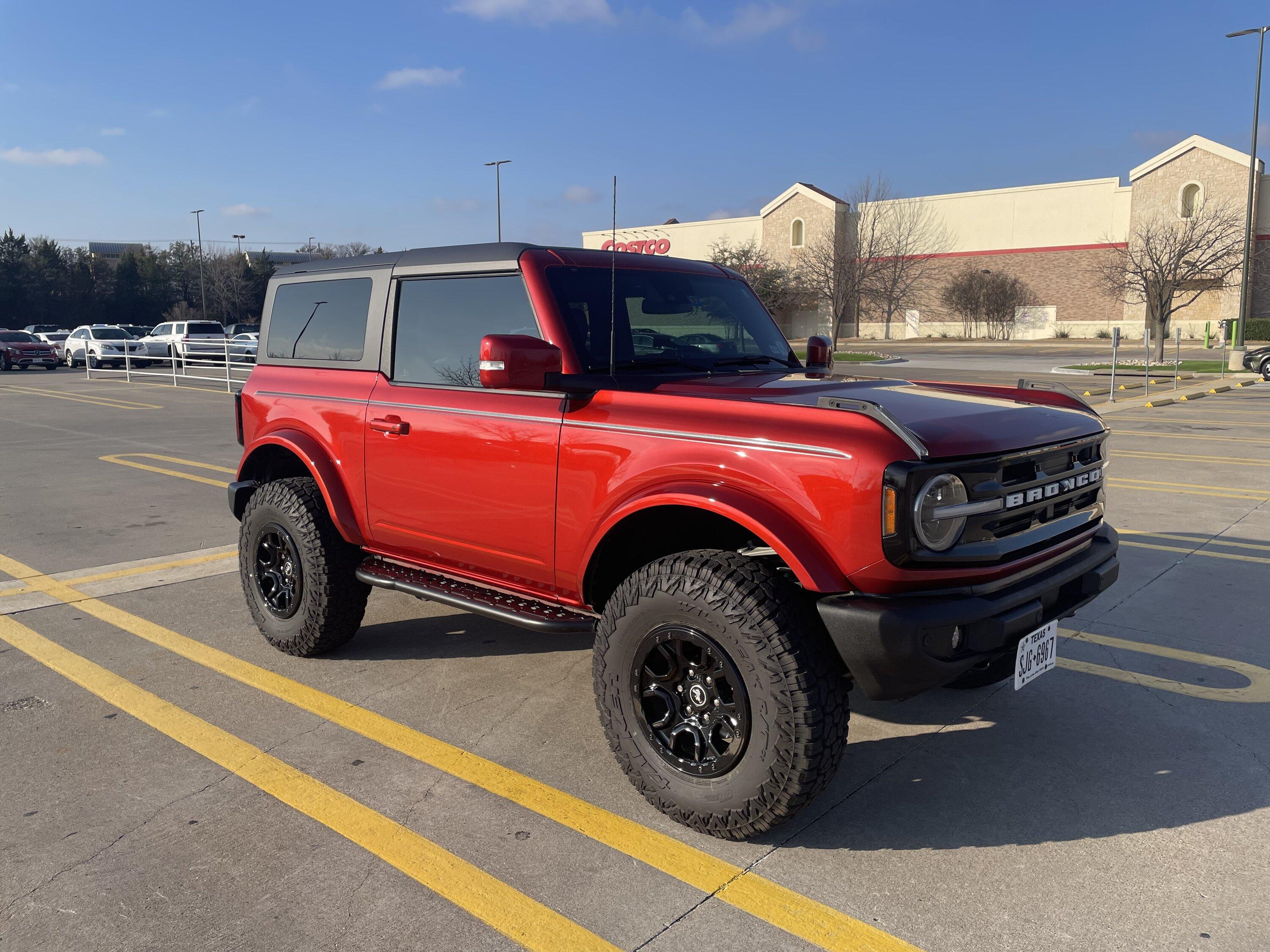 Ford Bronco Show me your lifted Broncos! BF3A957D-D154-48C7-9D5A-DC0F1FDF0991