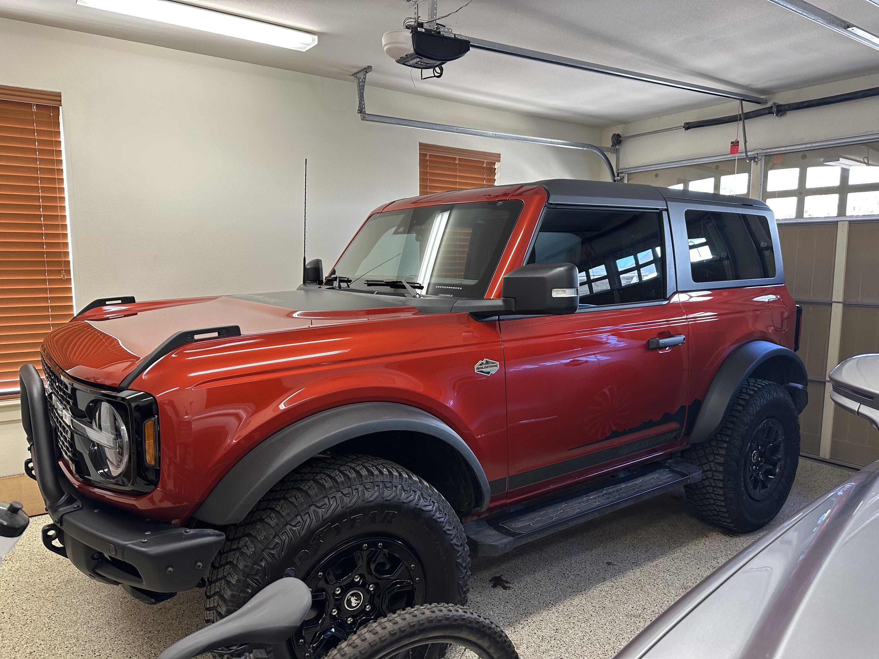 Ford Bronco 2Dr or 4?  New Member 1707164790379