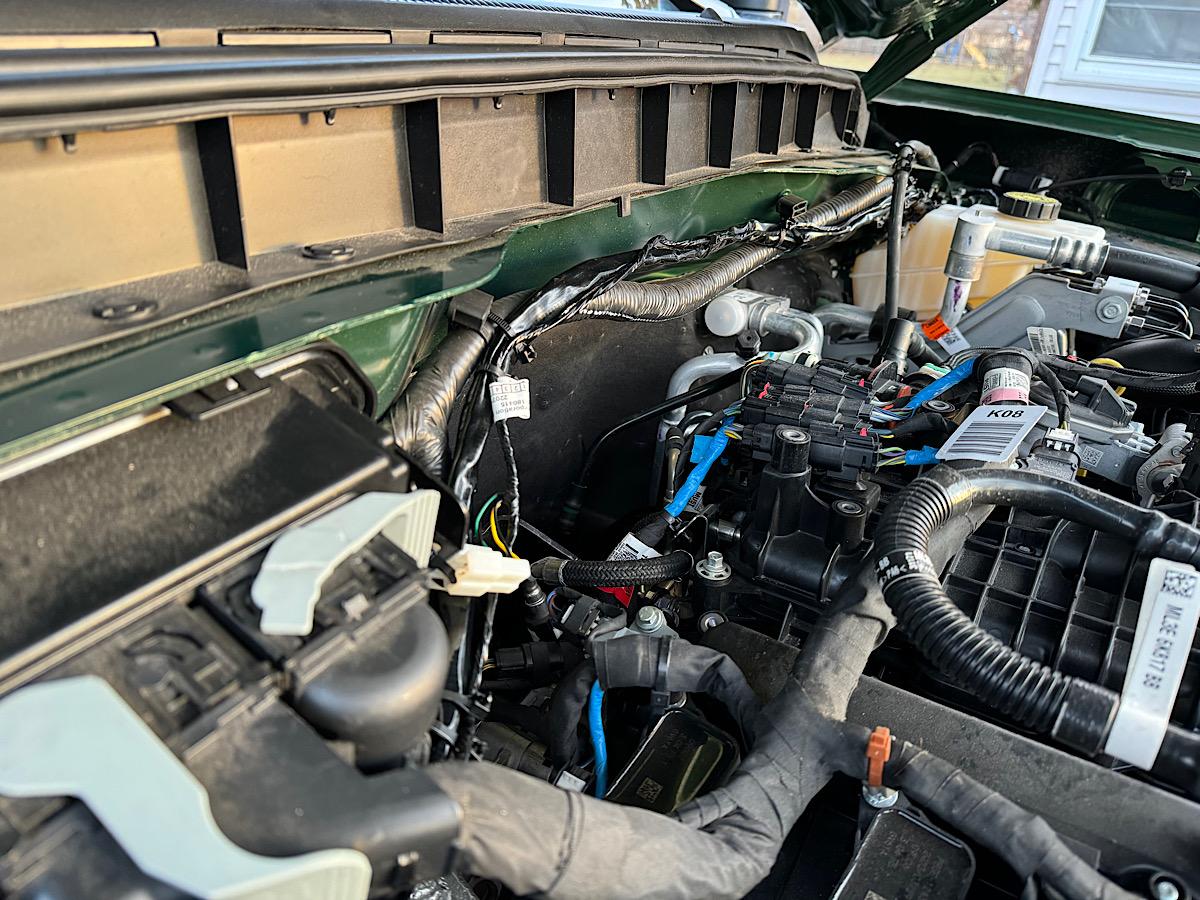 Ford Bronco Best on-board air compressor mount IMG_1536