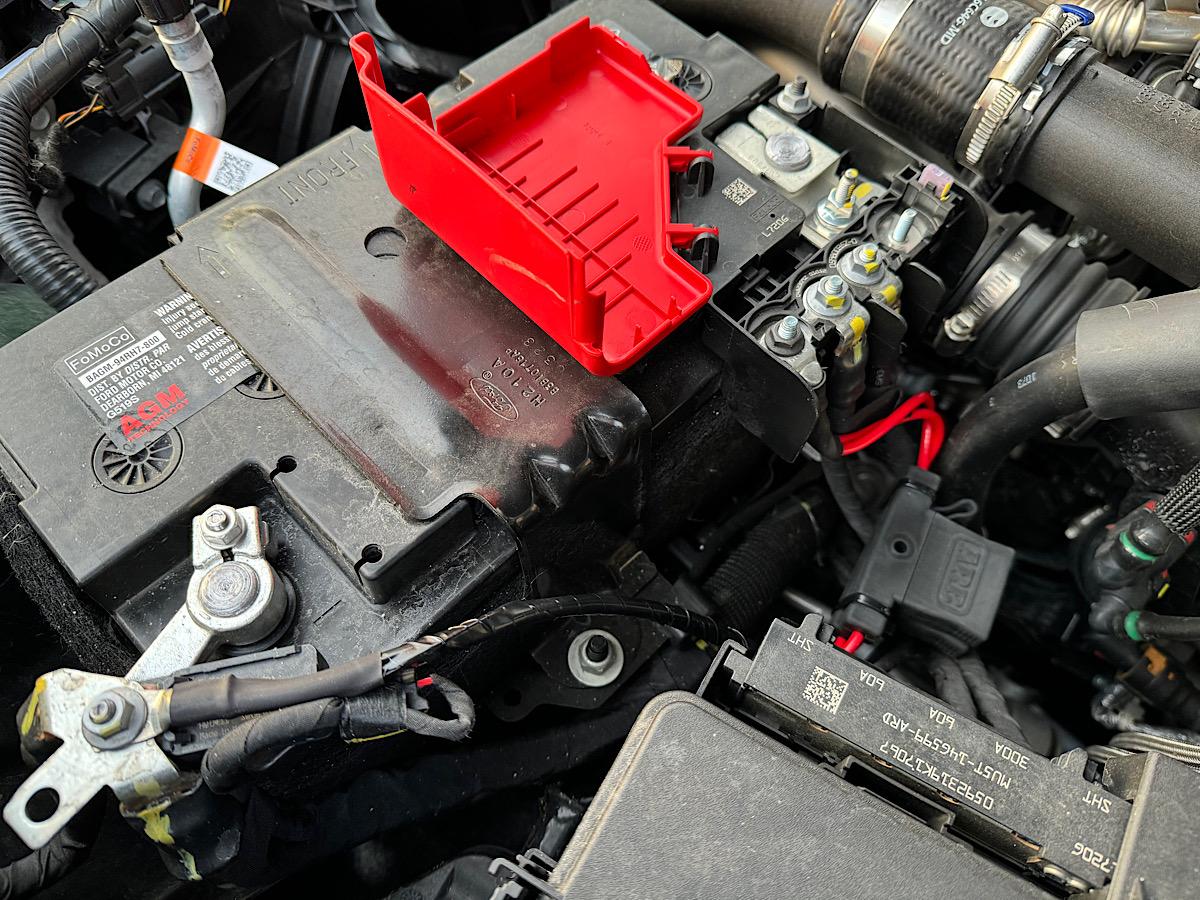 Ford Bronco Best on-board air compressor mount IMG_1537