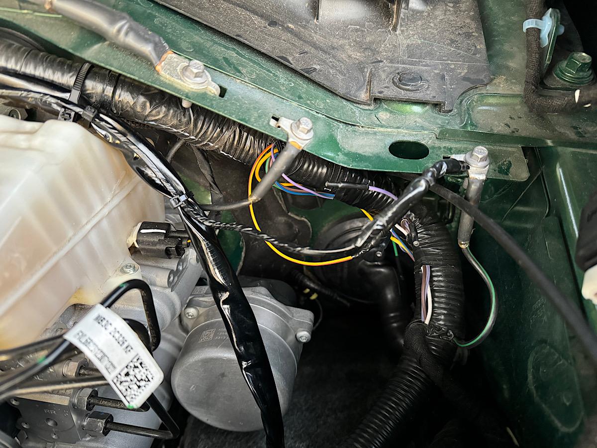 Ford Bronco Best on-board air compressor mount IMG_1538