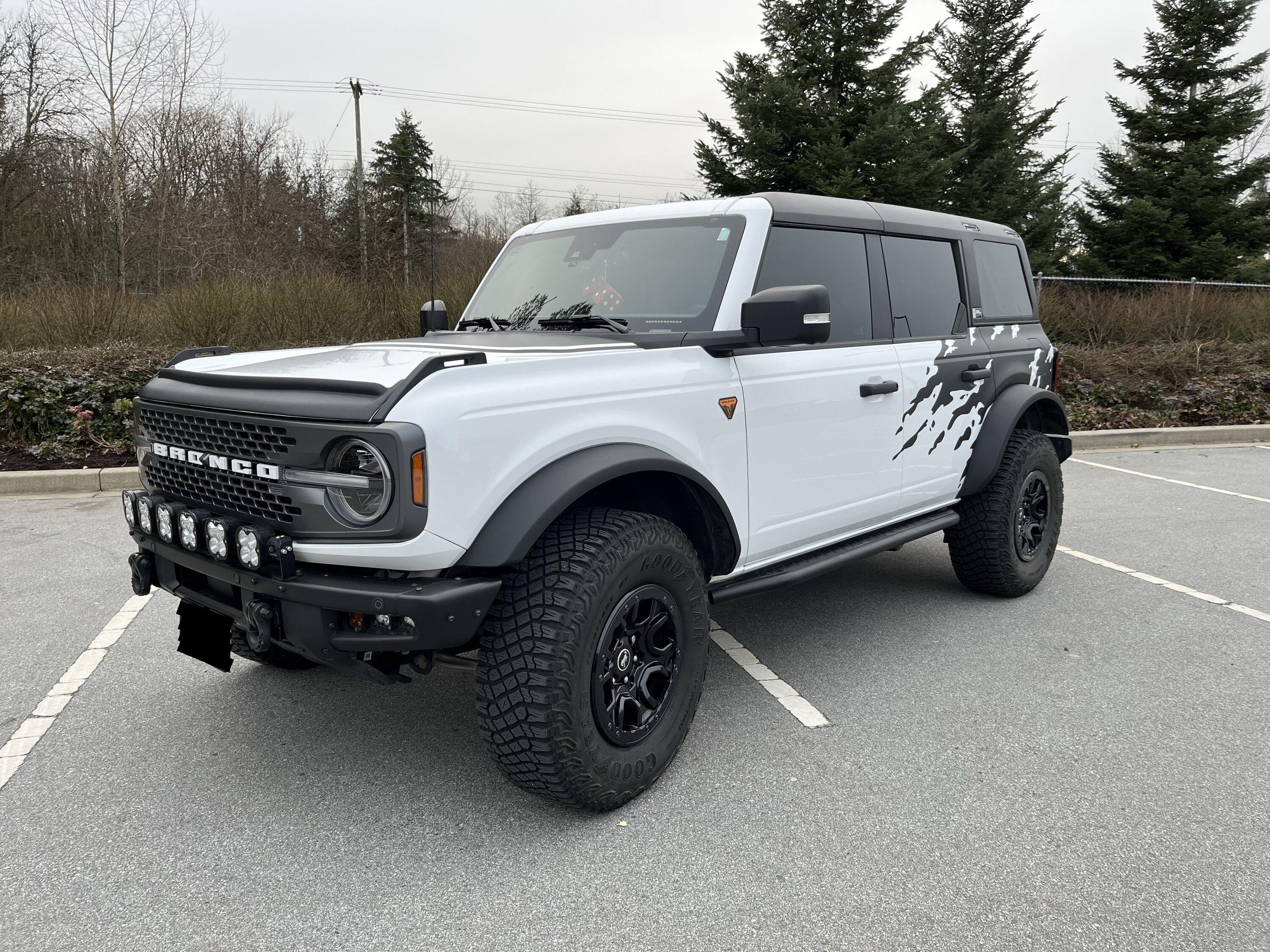 Ford Bronco Turn Off Road Hard Top - Self Installation & Review IMG_4565