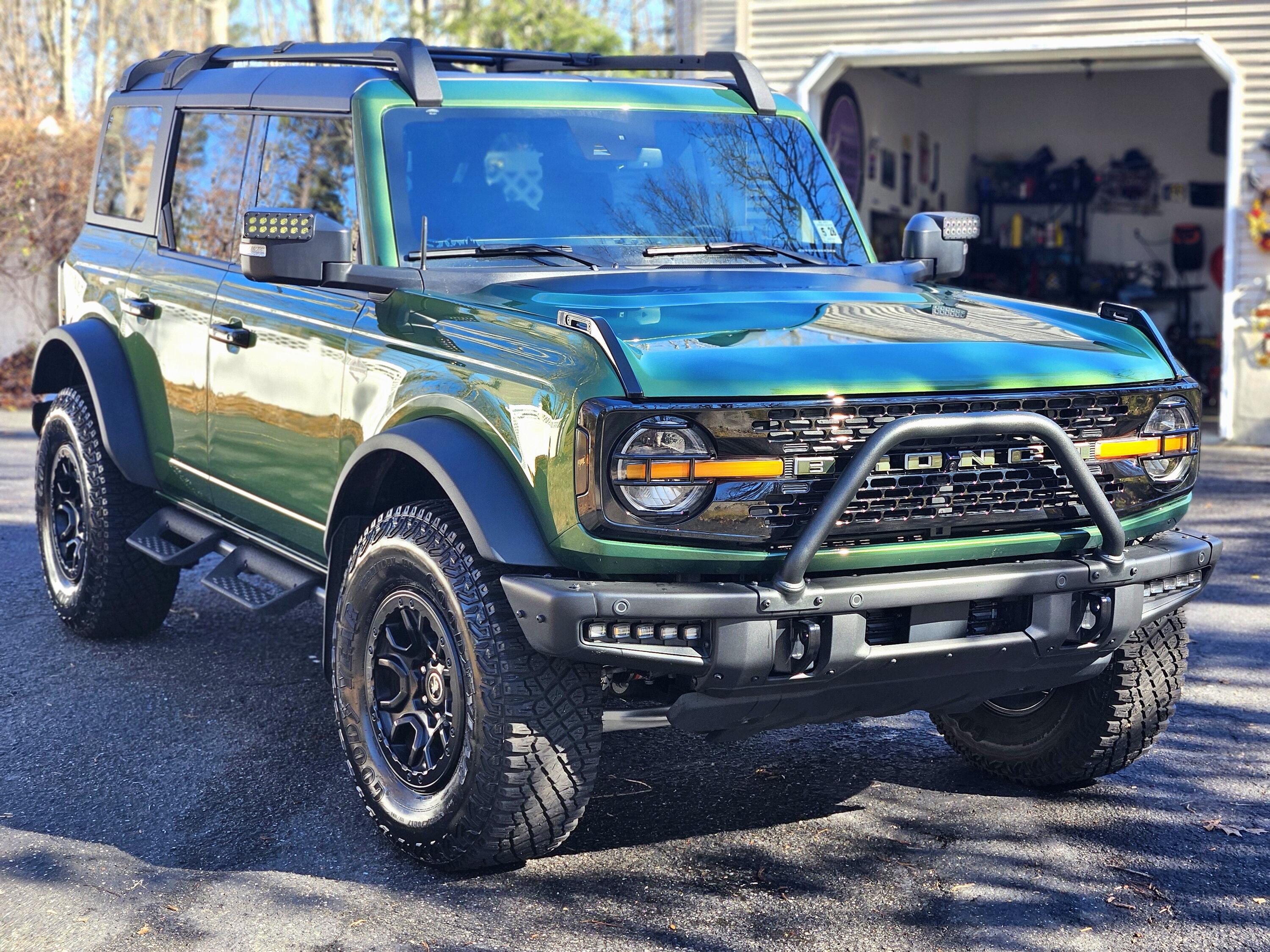 Ford Bronco ERUPTION GREEN Bronco Club 20240205_130618-picsay