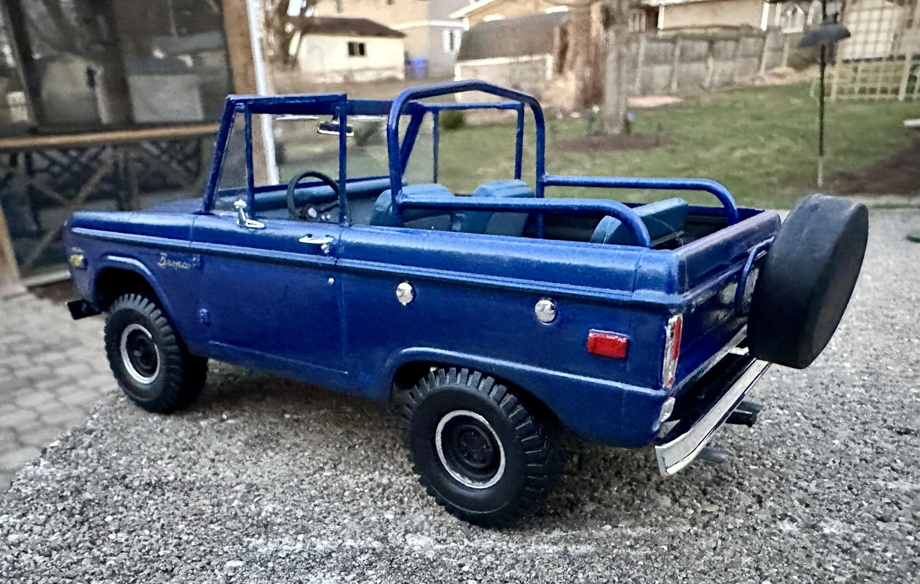 Ford Bronco Scale modeling ??? IMG_1036