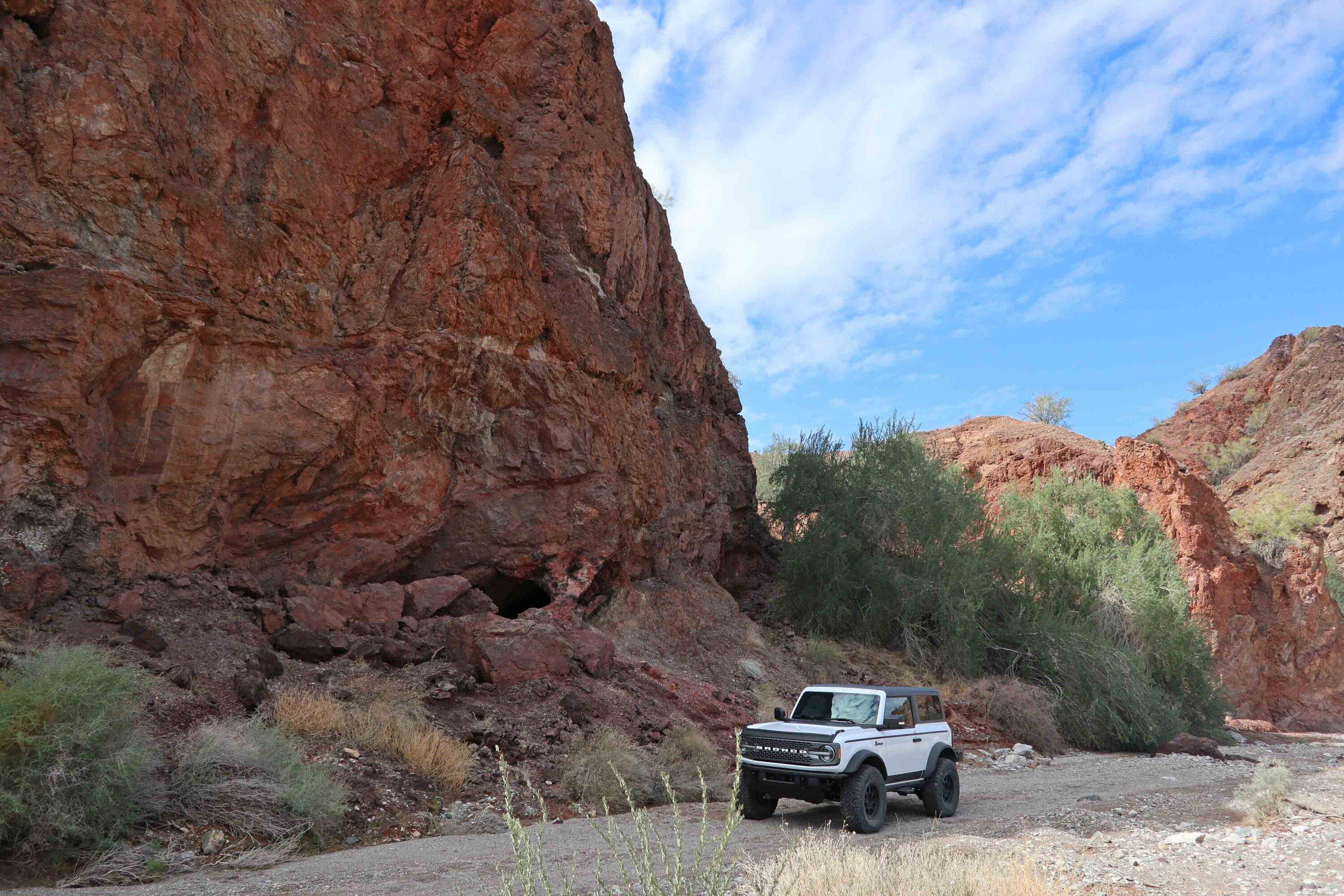 Ford Bronco Bronco Team 2 door. Trail 4