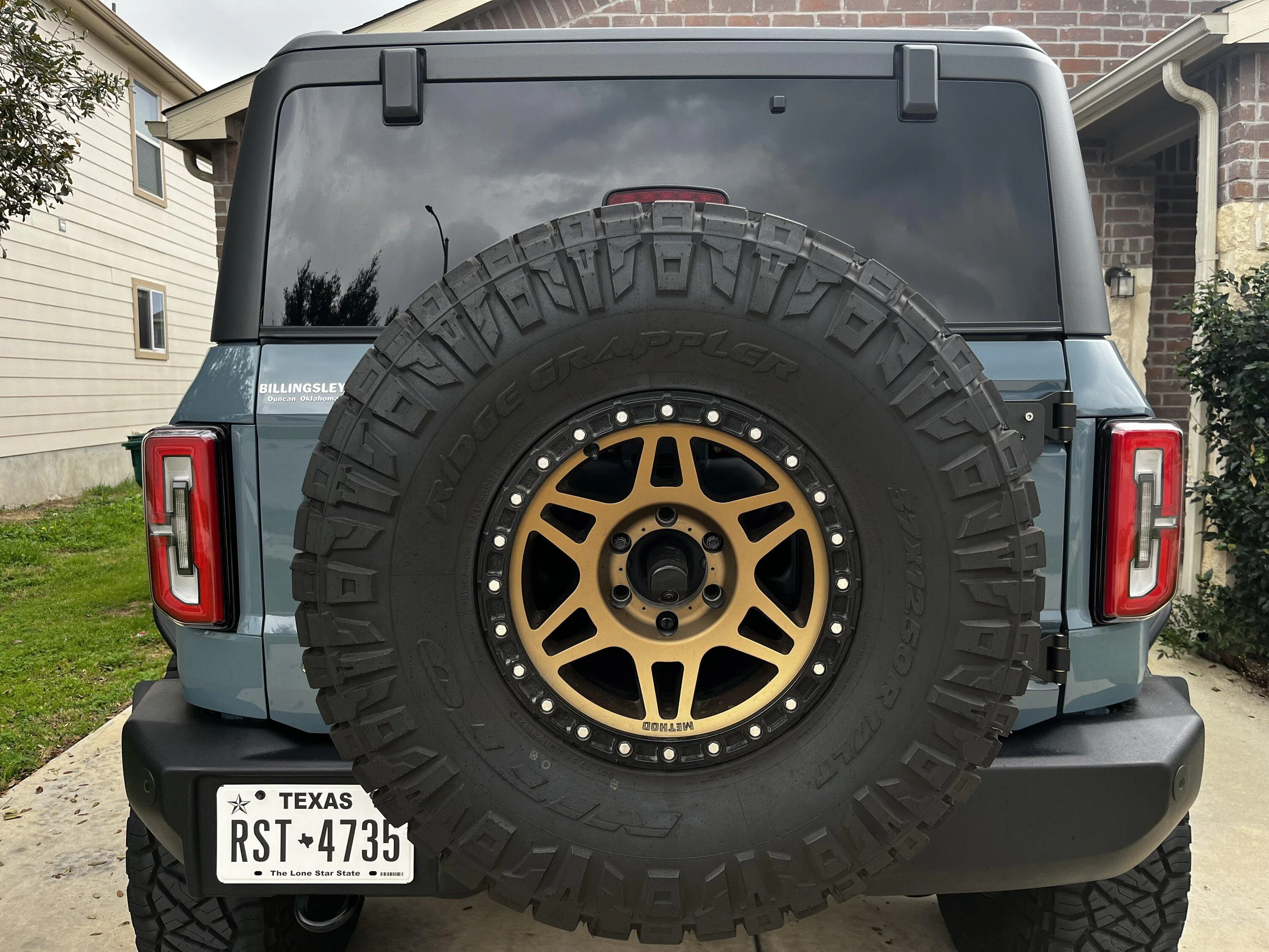 Ford Bronco 37s w method wheels IMG_7814