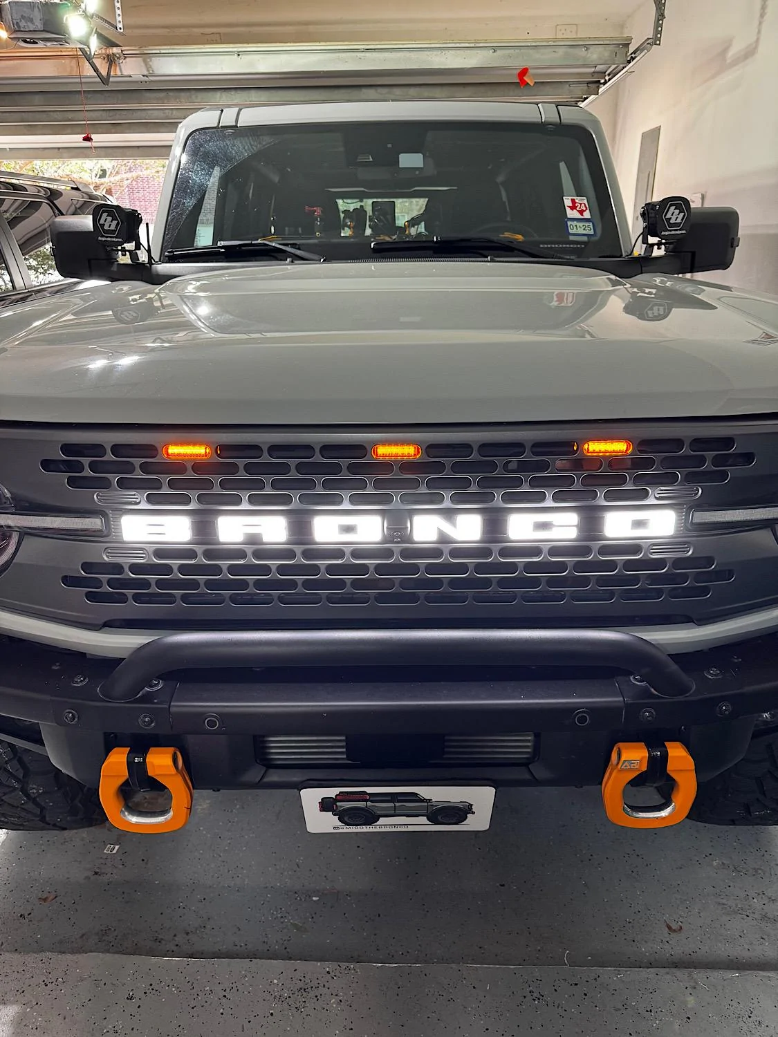 Ford Bronco Putco Luminix LED Bronco Grille Emblem installed photos pics IMG_0620
