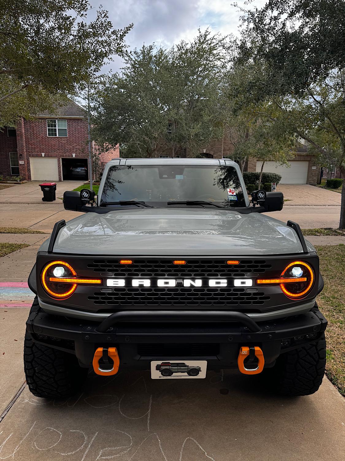 Ford Bronco Putco Luminix LED Bronco Grille Emblem installed photos pics IMG_0621