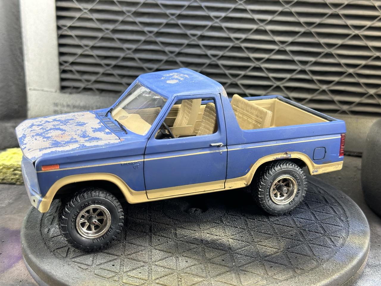 Ford Bronco Scale modeling ??? IMG_9498 Lar