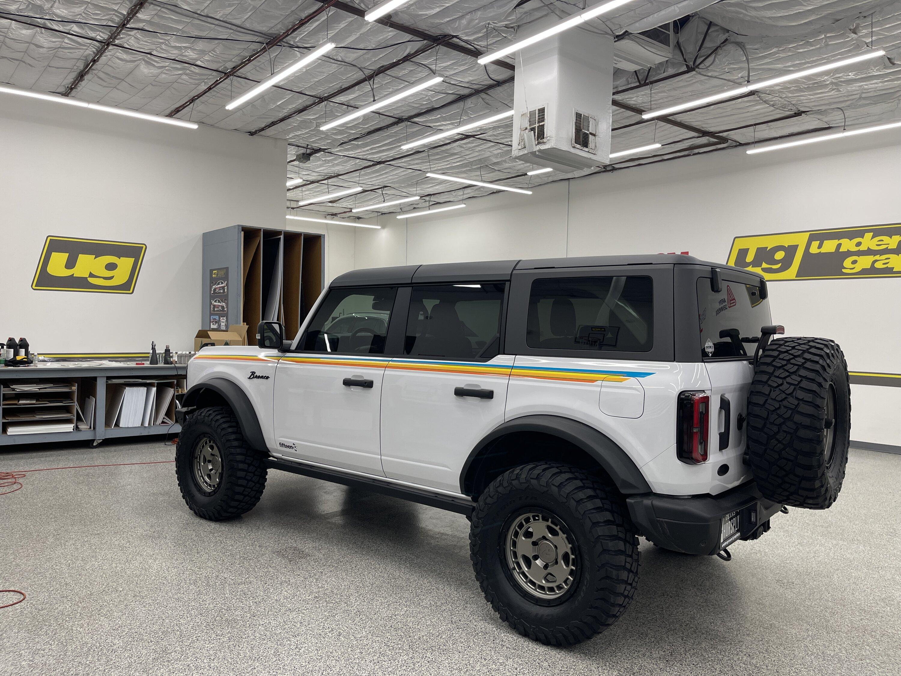 Ford Bronco Ford Bronco Cutback Stripe Kit IMG_5854.JPG