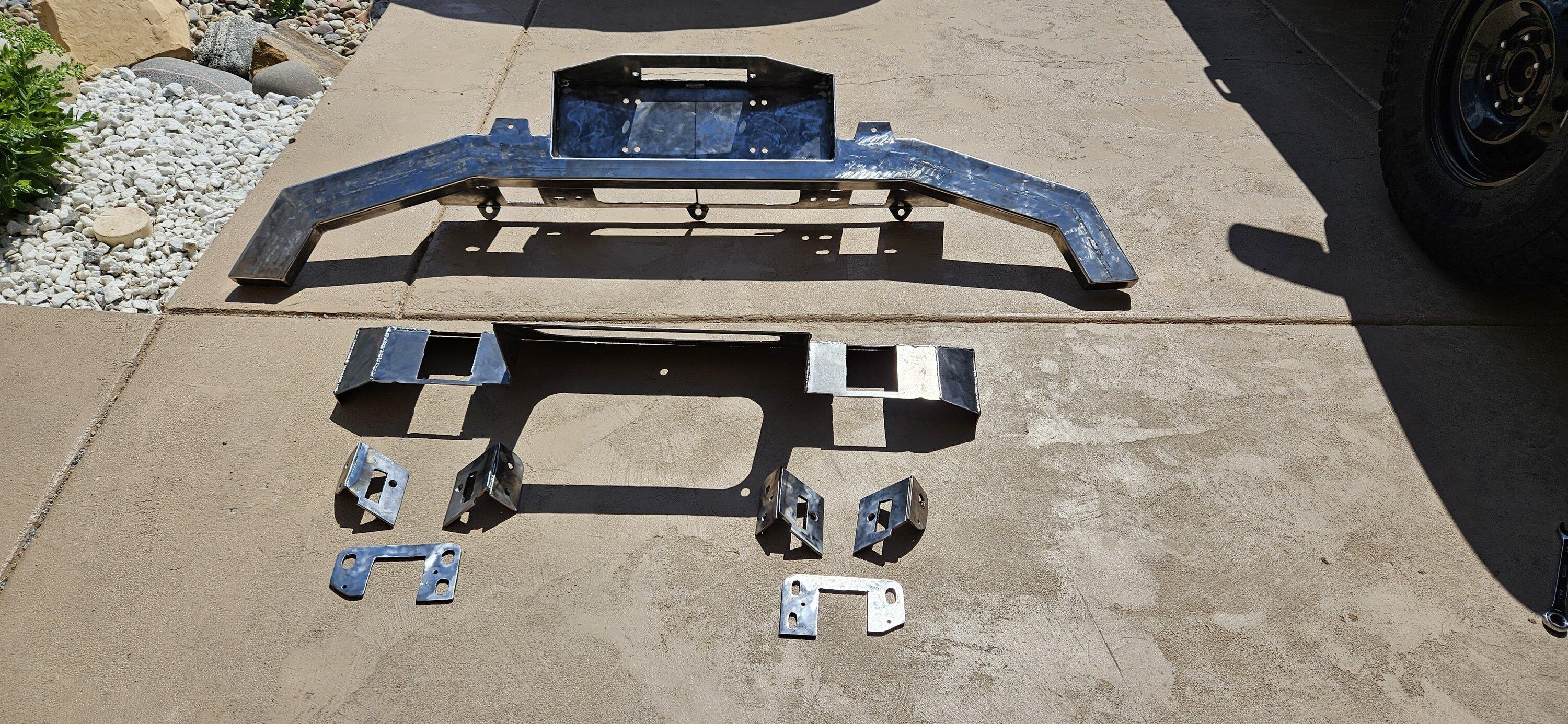 Ford Bronco Stubby front bumpers.  Let’s see ‘em! 20230704_102243