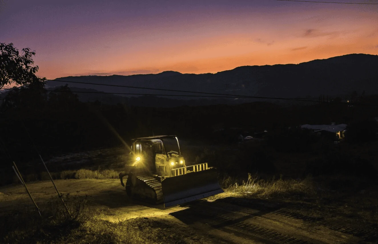 Ford Bronco Caterpillar D6N Build qFF0bWVBjyE3YmX4M1XsVUV2LQKg6zct2IVlVum6aS9mXJM85Y