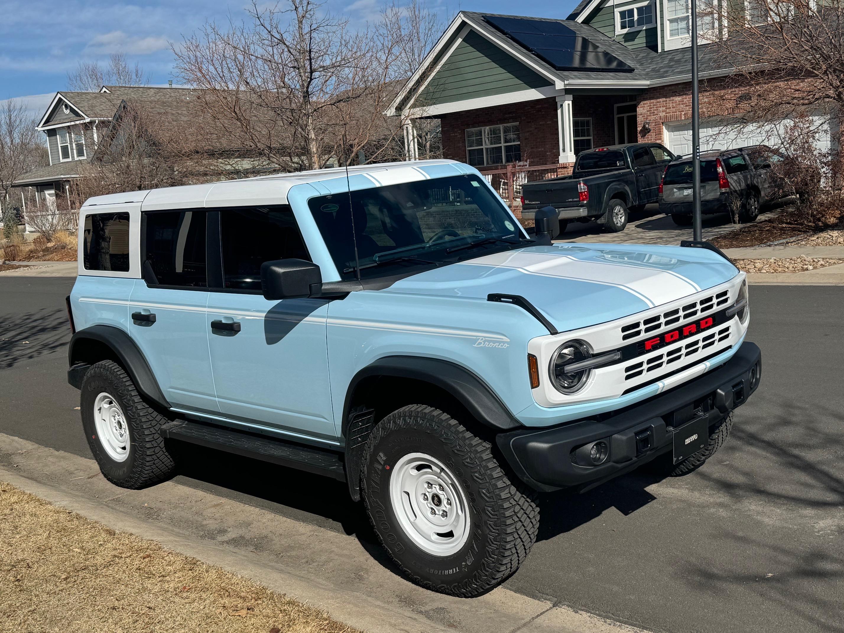 Ford Bronco HERITAGE EDITION Bronco Club IMG_0098