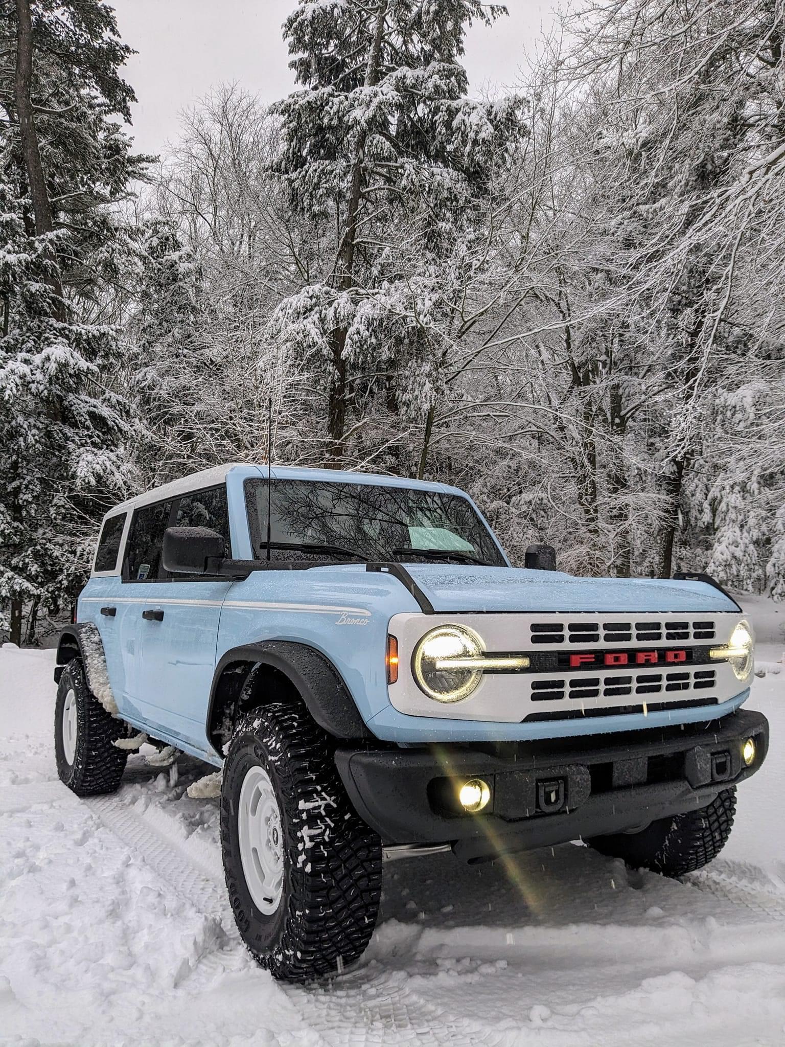 Ford Bronco HERITAGE EDITION Bronco Club IMG_7291