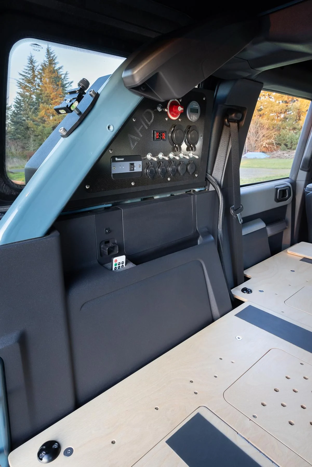 Ford Bronco Interior Camp Platform / Power System Build for 4Dr Bronco Badlands _R5_4133
