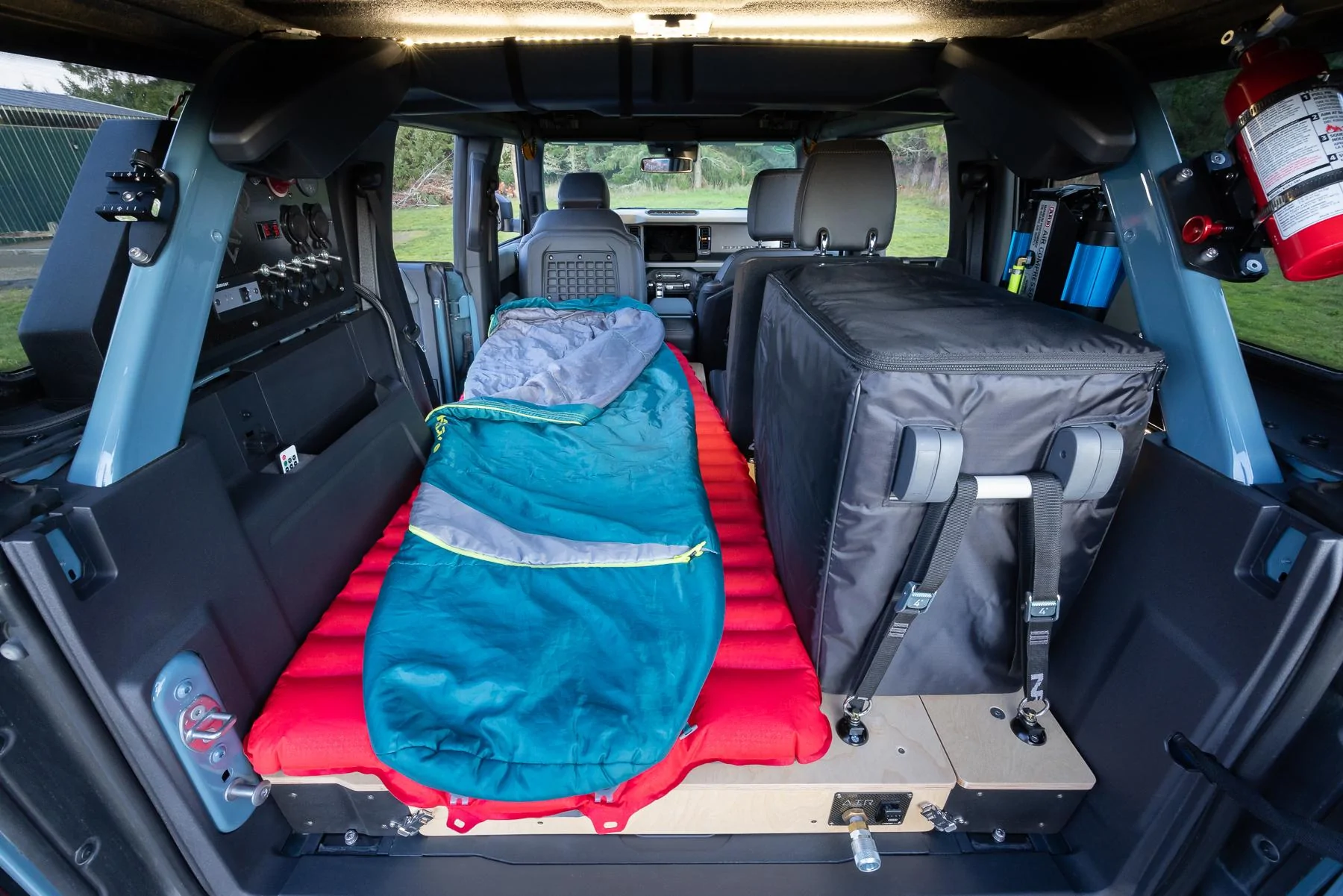 Ford Bronco Interior Camp Platform / Power System Build for 4Dr Bronco Badlands _R5_4204