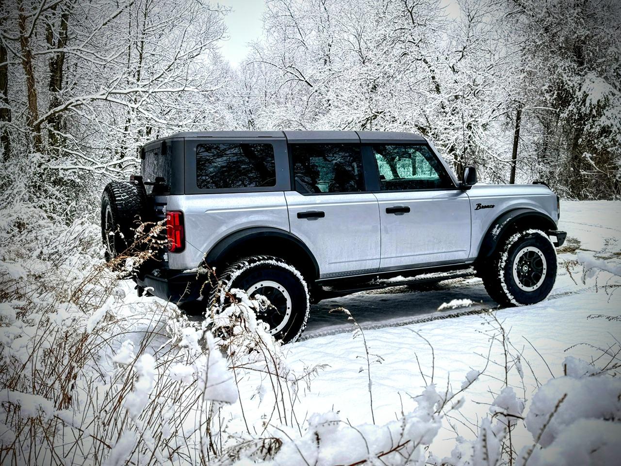Ford Bronco ICONIC SILVER Bronco Club IMG_1259