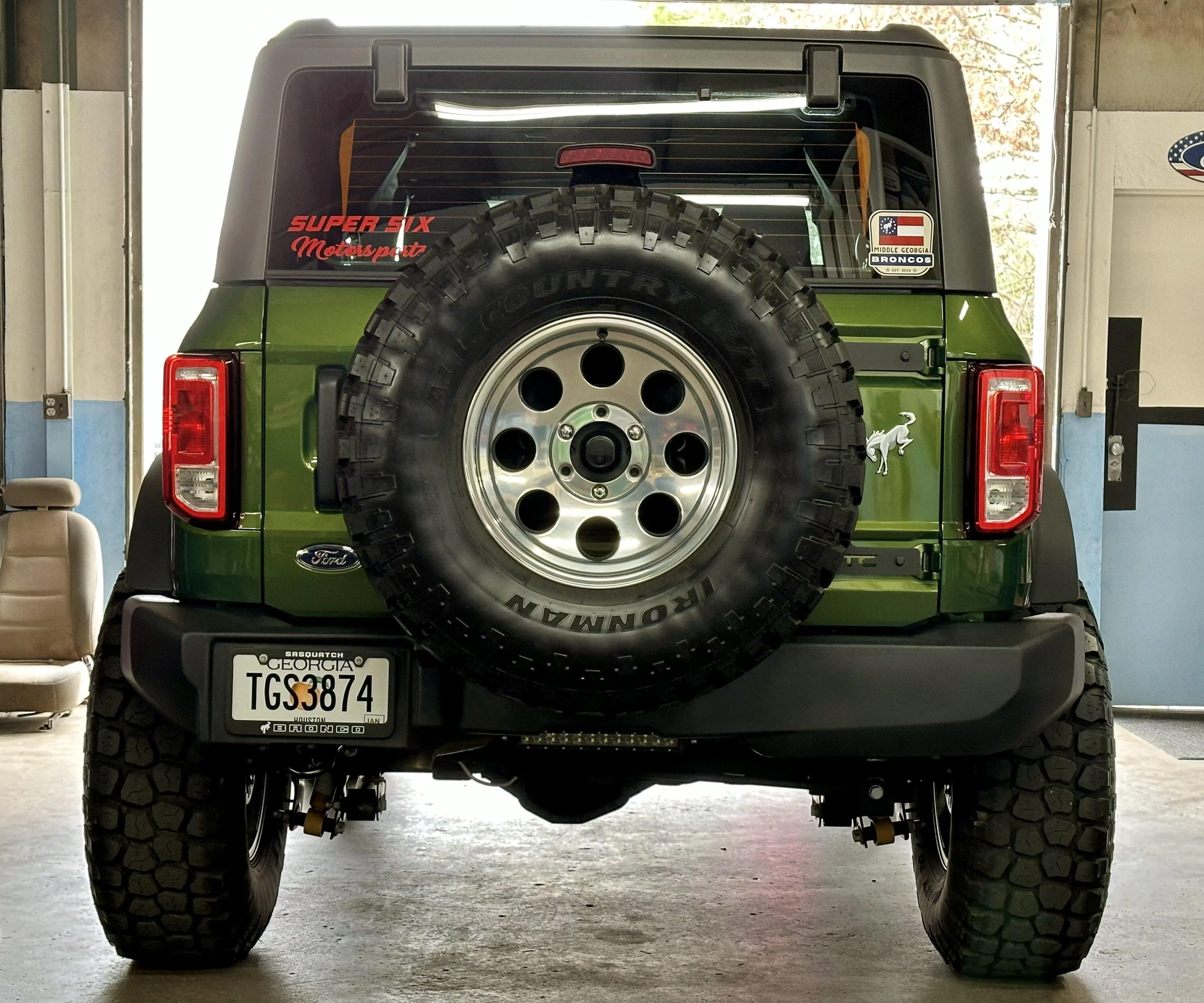 Ford Bronco Retro themed 2Door Eruption Green basequatch progress IMG_9127