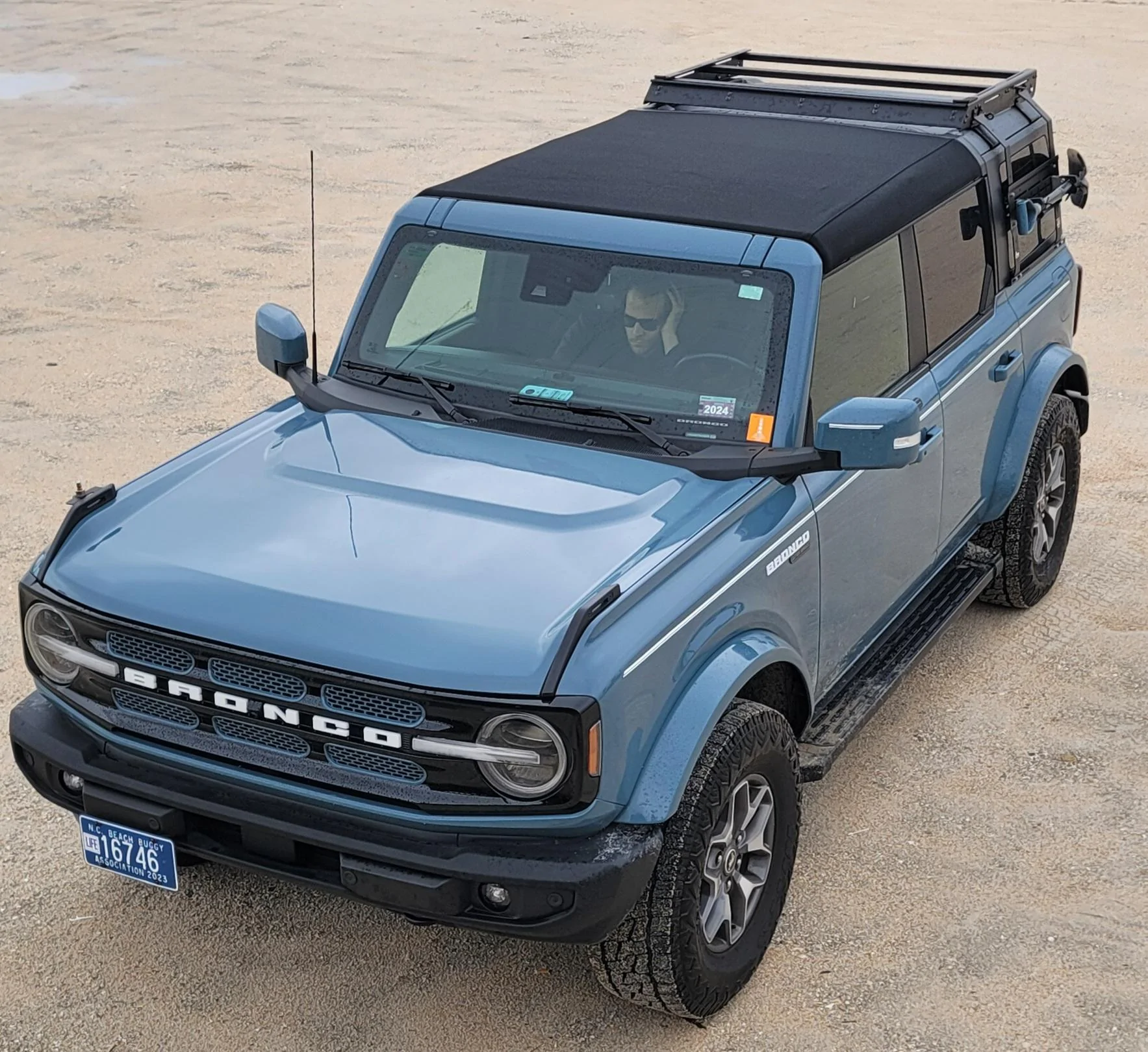 Ford Bronco Skyrider retractable roof? 20231012_164303