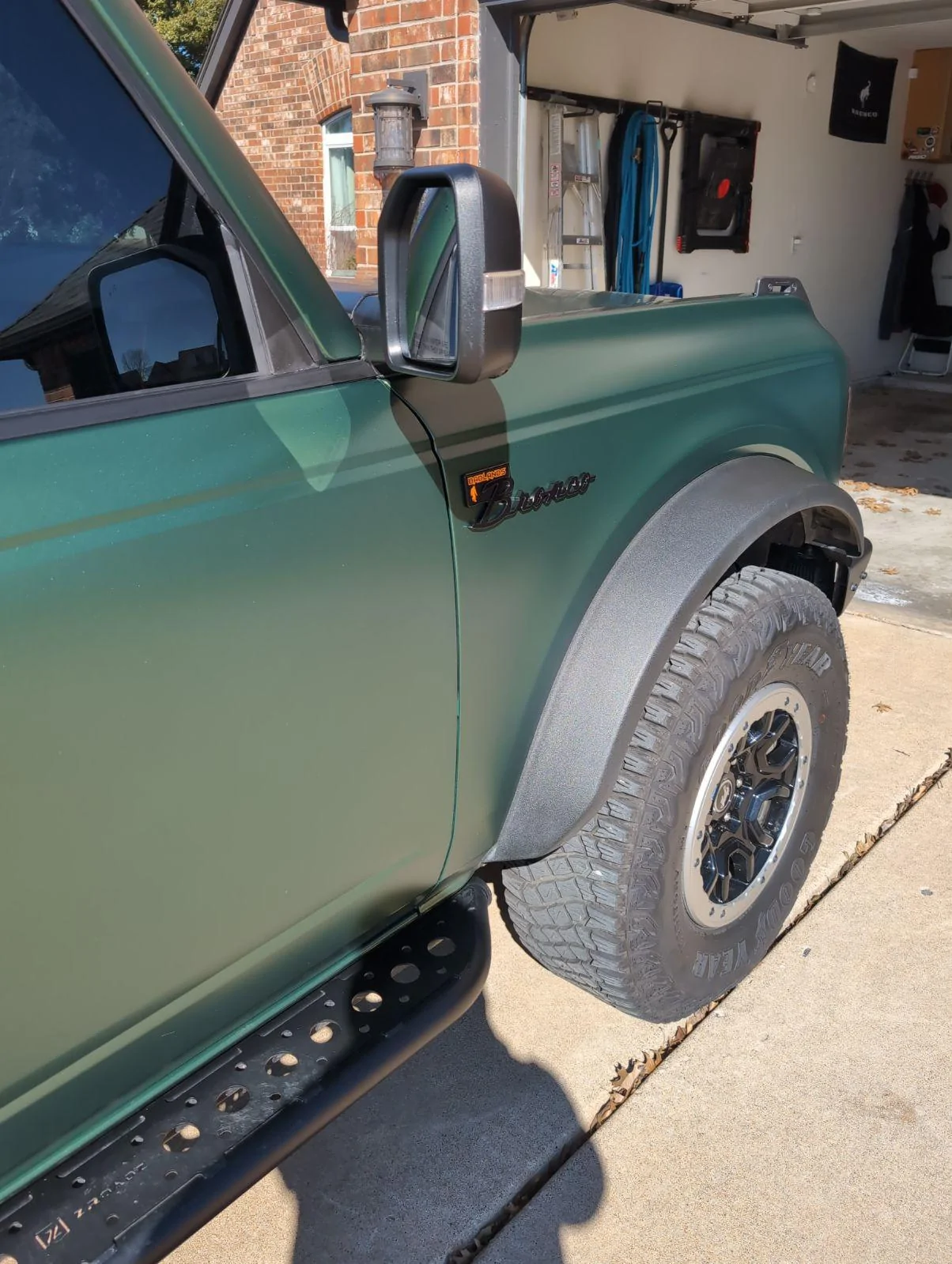 Ford Bronco XPEL Ceramic Coating + XPEL  Ultimate Plus PPF Applied b27ce7b6-fad2-406b-bd44-2bc13a5a1646.jpg