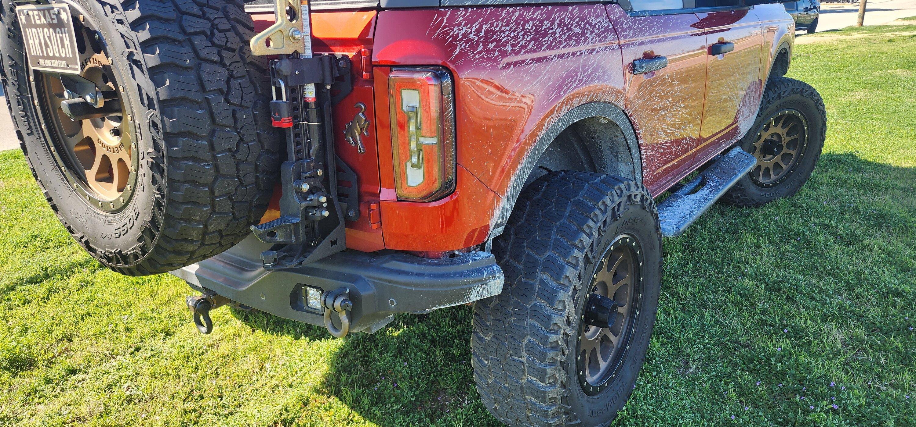 Ford Bronco Bronze Bronco emblems and method 703s 20240219_105246