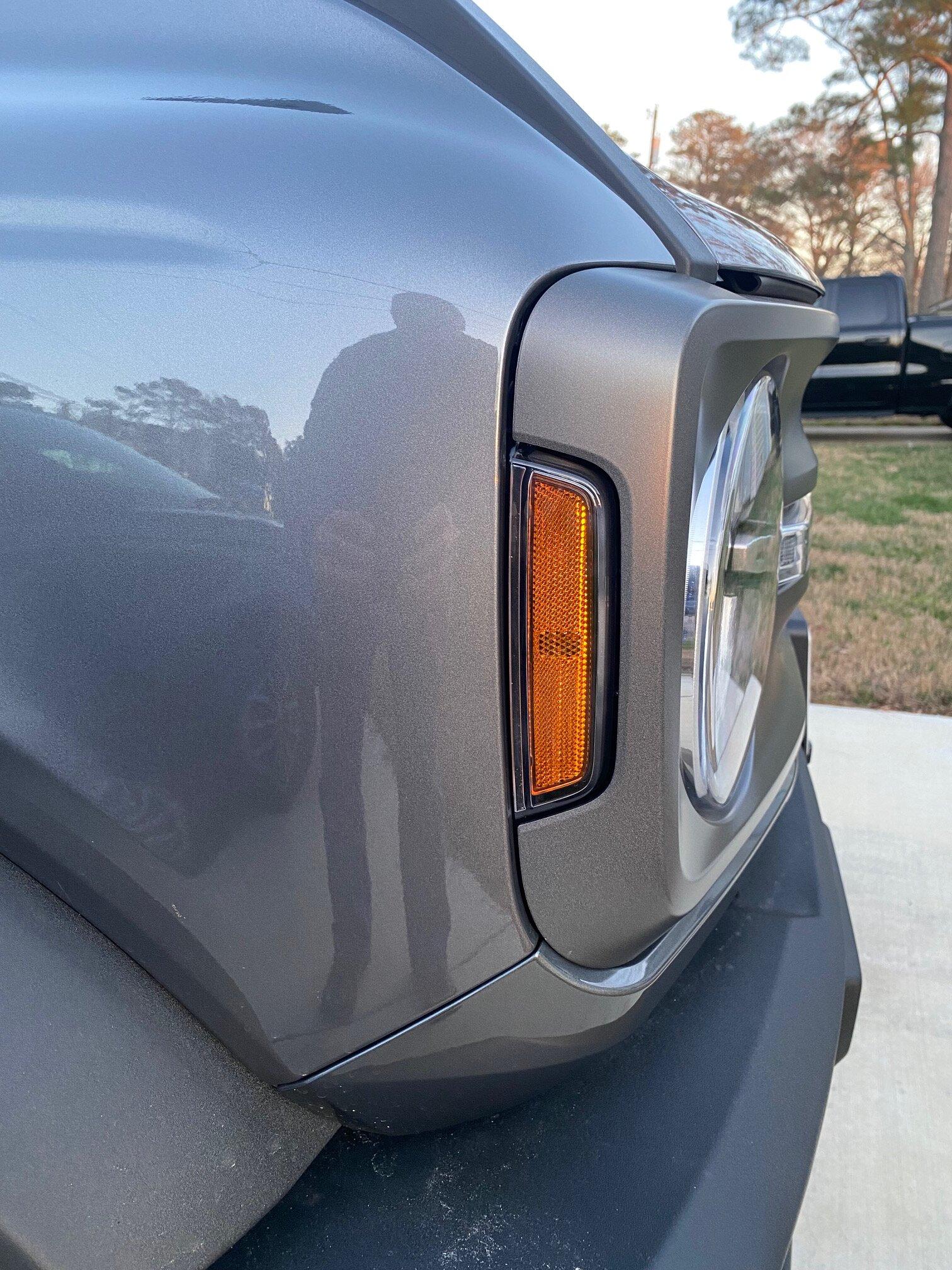 Ford Bronco 24 Side Marker light tinted? Bronco Side Marker