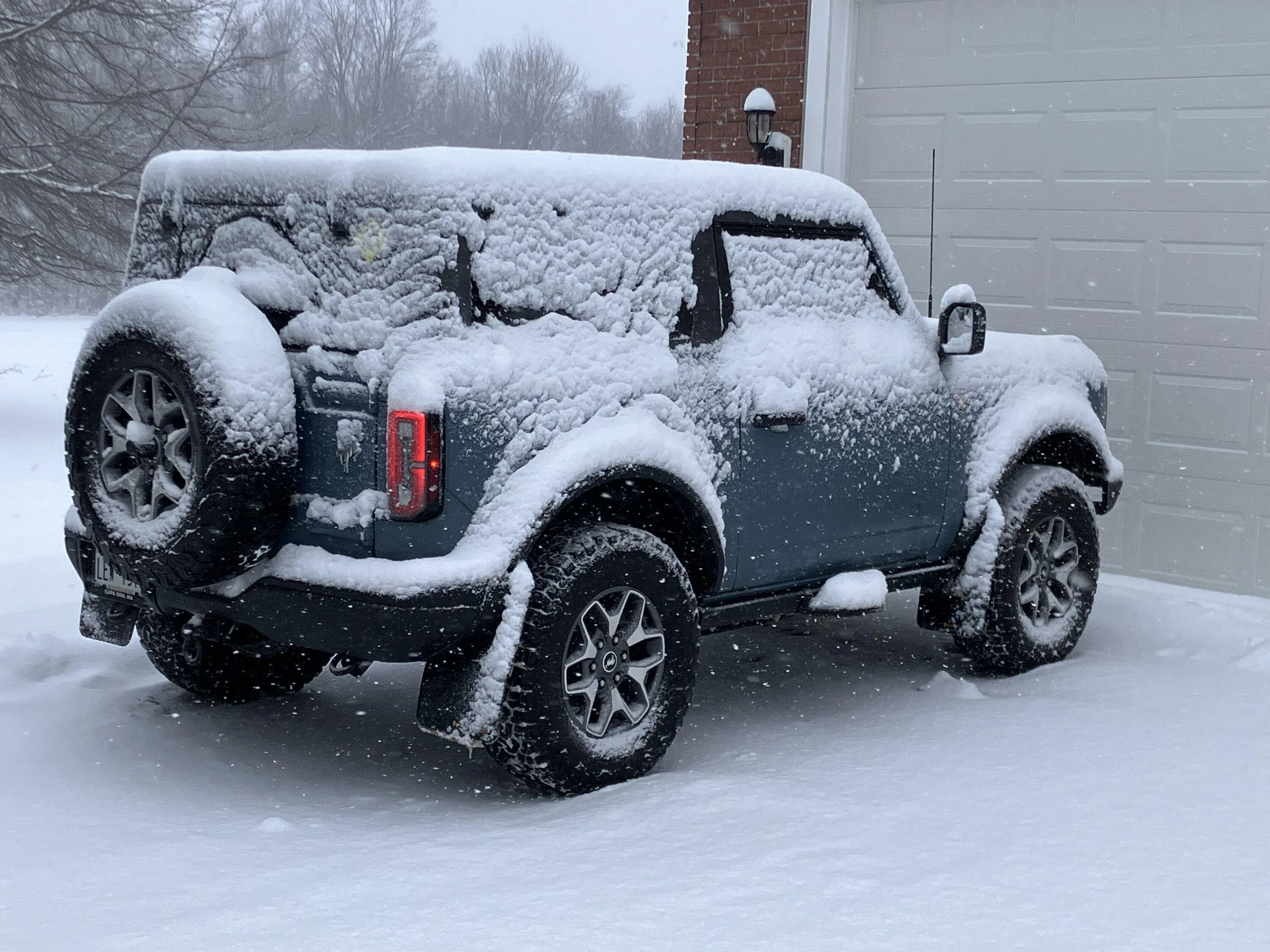 Ford Bronco Hardtop in the Snow? IMG_6546