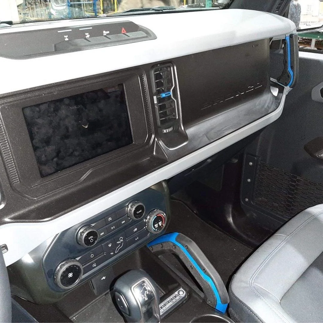 Ford Bronco Factory Pics of Area 51 Black Diamond 4-Door Soft Top Bronco Black Diamond Area 51 d
