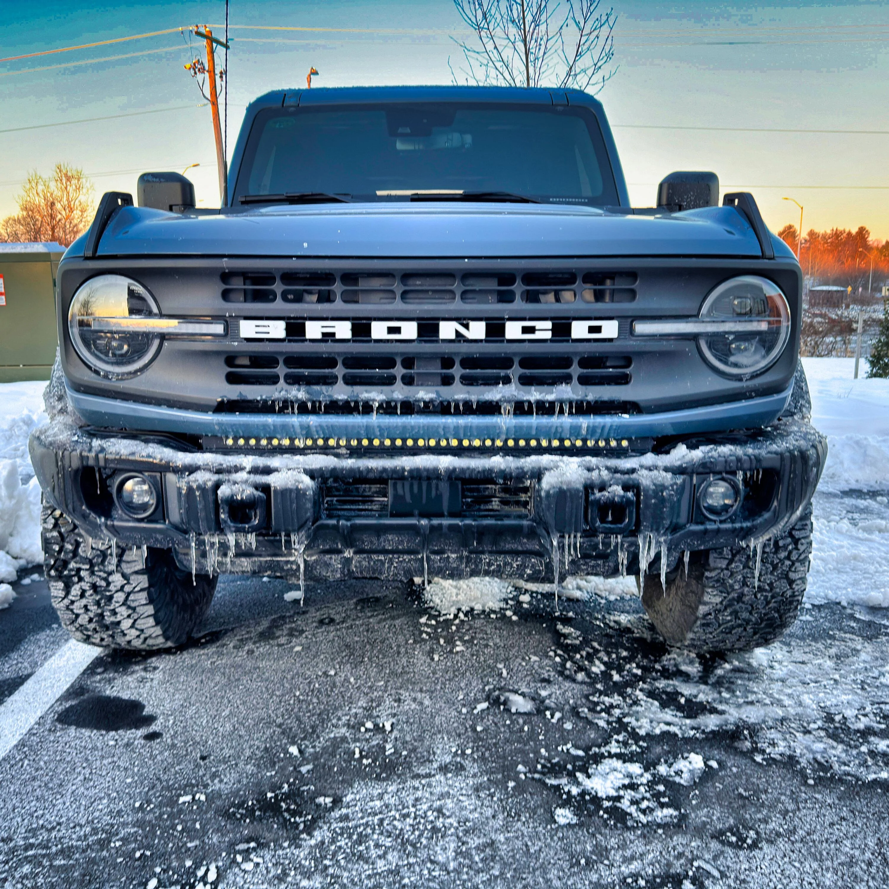 Ford Bronco M&R Capable bumper 40" lightbar Capable freezing
